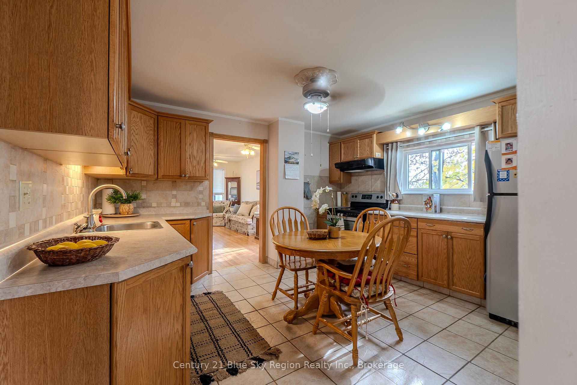Photo 17 of 733 Morin Street, North Bay, Central — HOMEH
