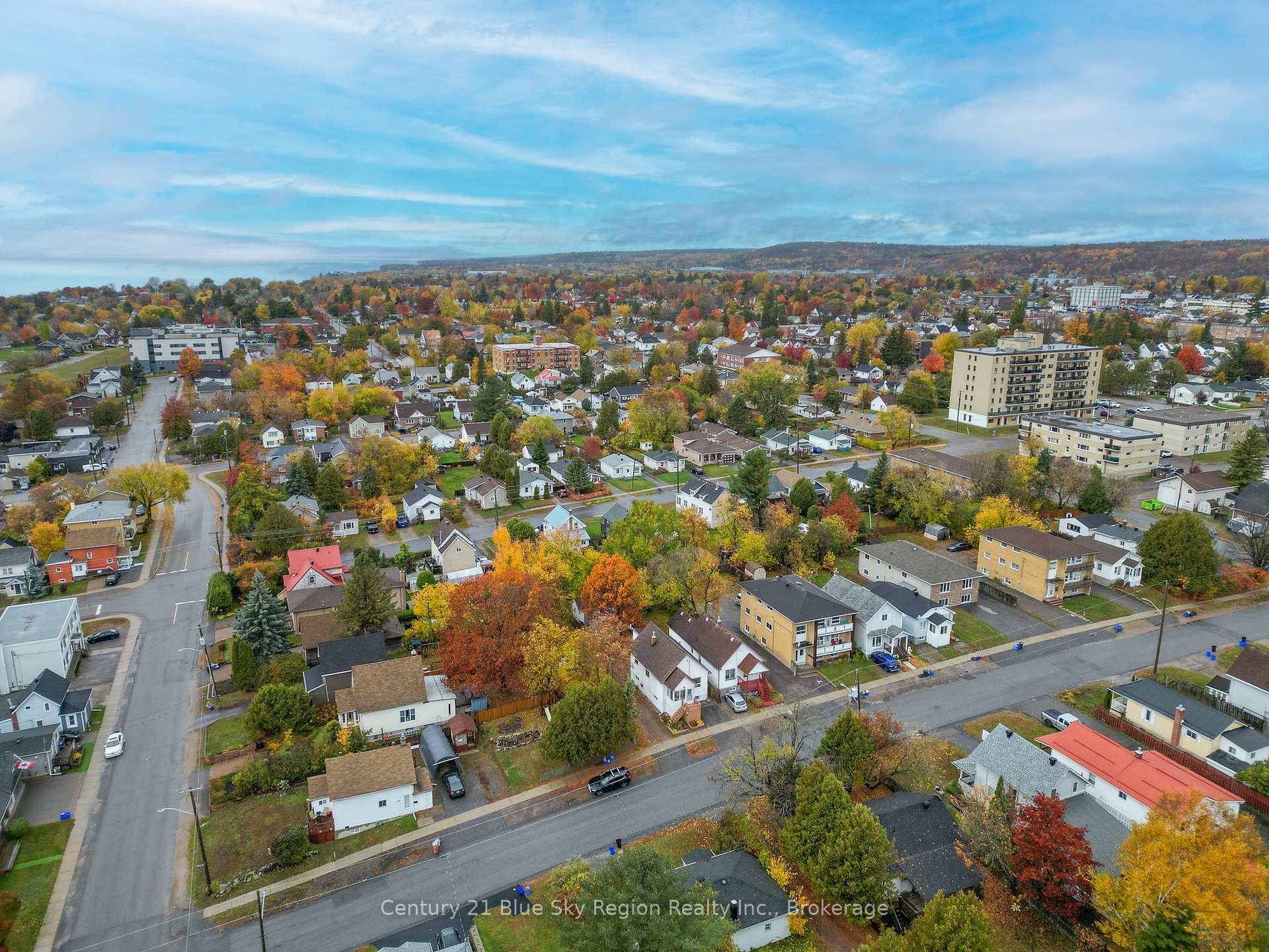 Photo 35 of 733 Morin Street, North Bay, Central — HOMEH