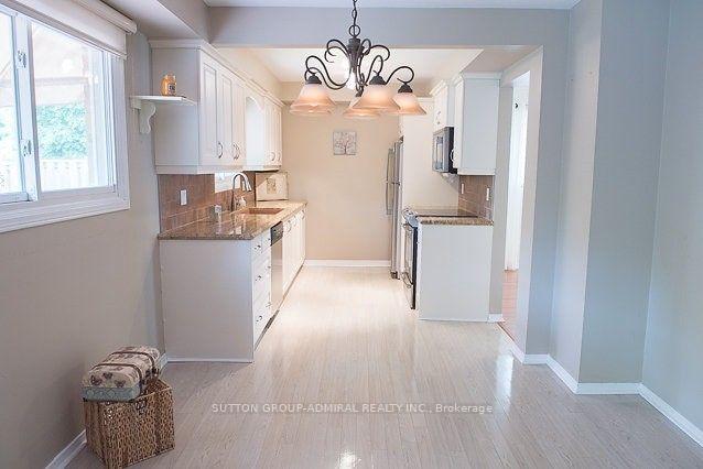 Photo 3 of 58 Hutchinson Drive, New Tecumseth, Alliston — HOMEH
