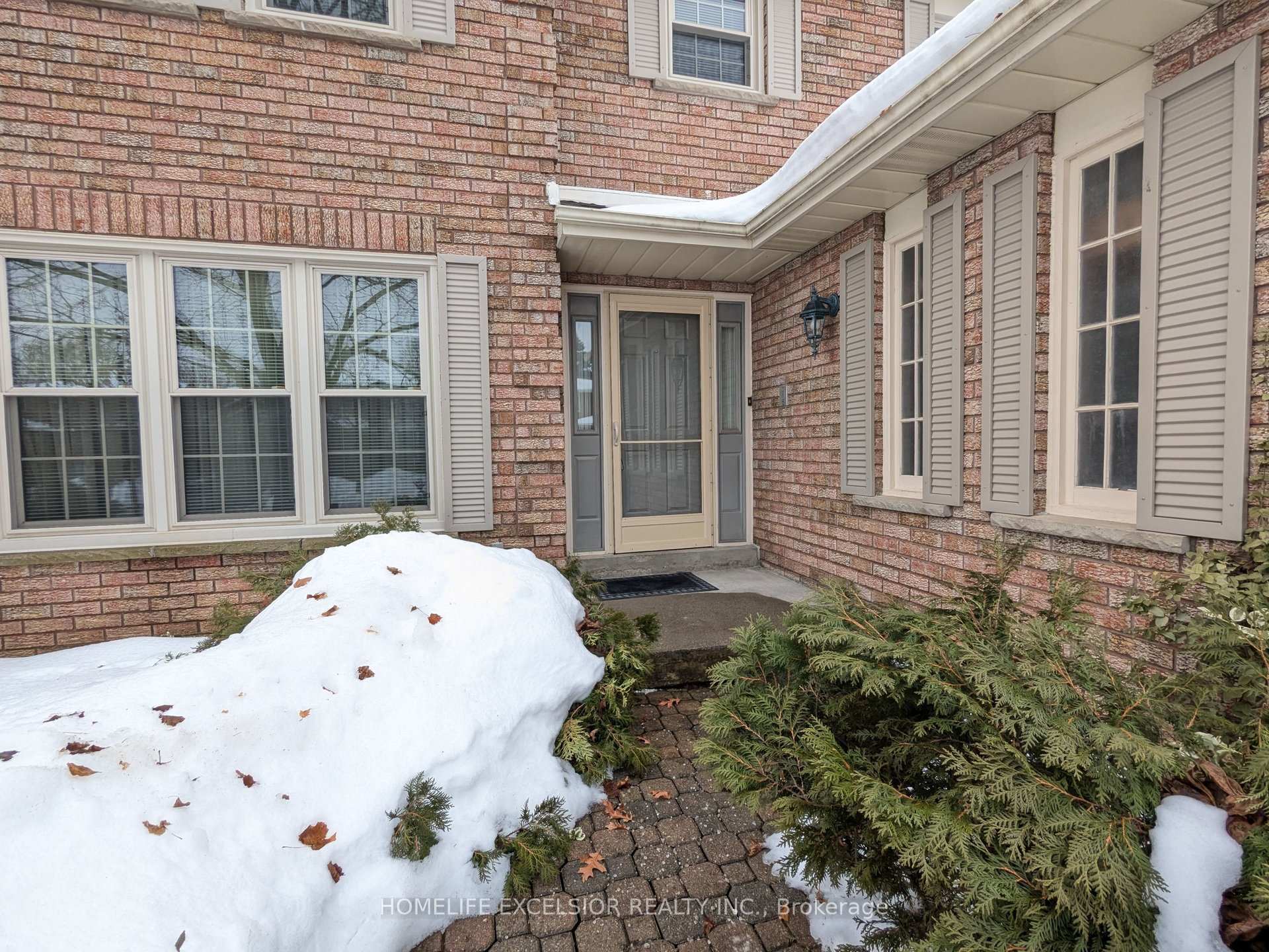 Photo 3 of 18 Waterwheel Street, Markham, Raymerville — HOMEH