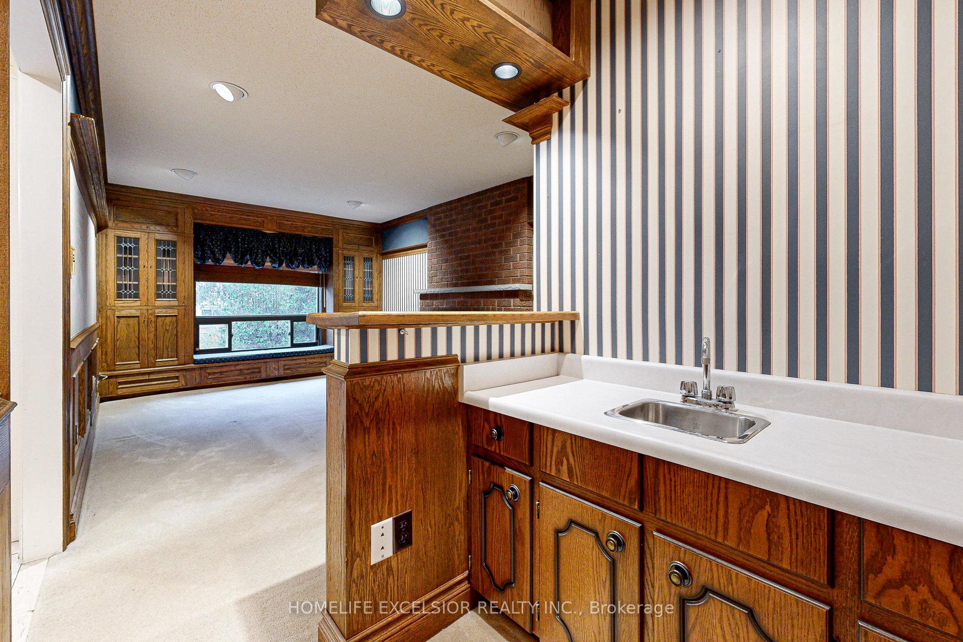 Photo 10 of 18 Waterwheel Street, Markham, Raymerville — HOMEH