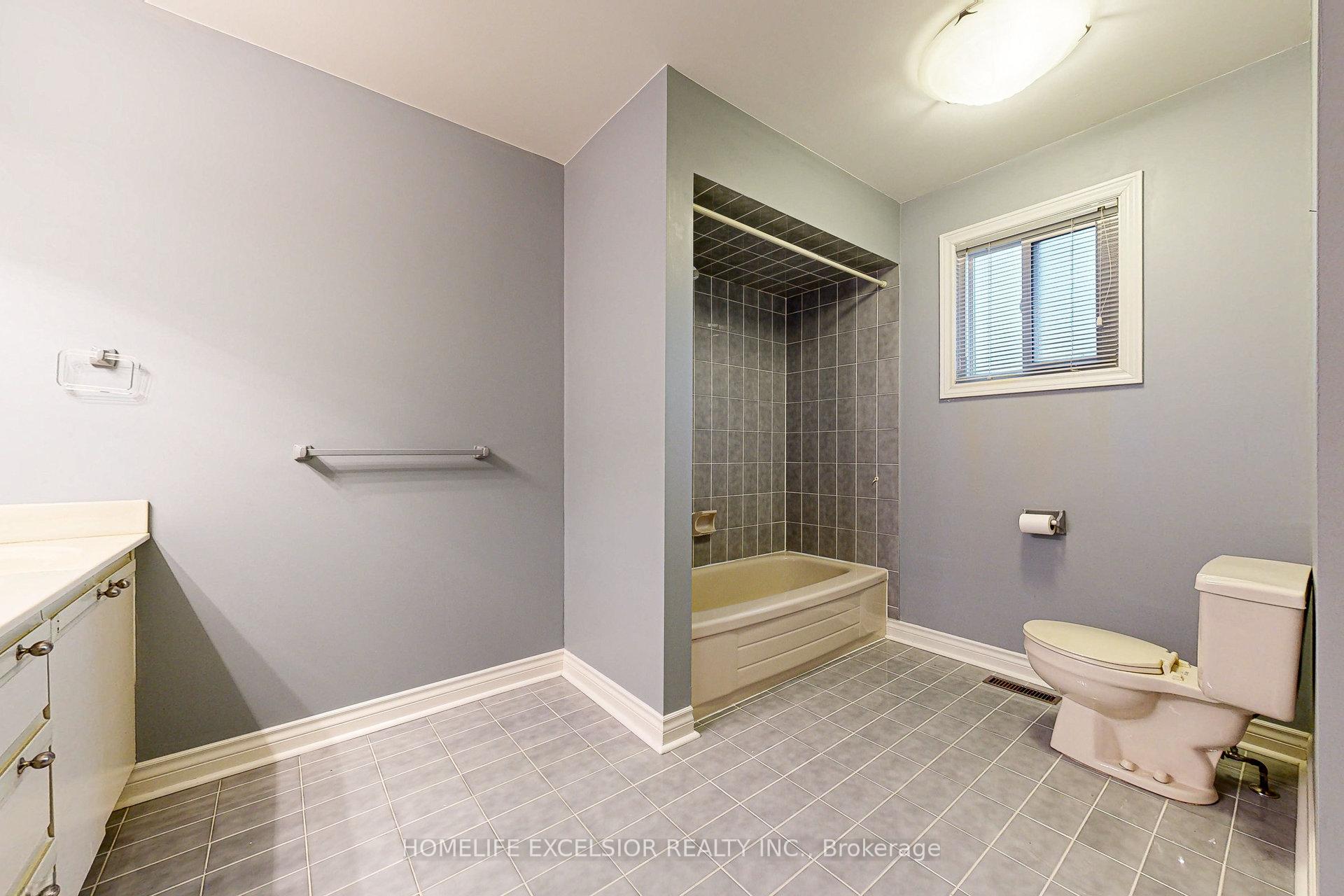 Photo 19 of 18 Waterwheel Street, Markham, Raymerville — HOMEH