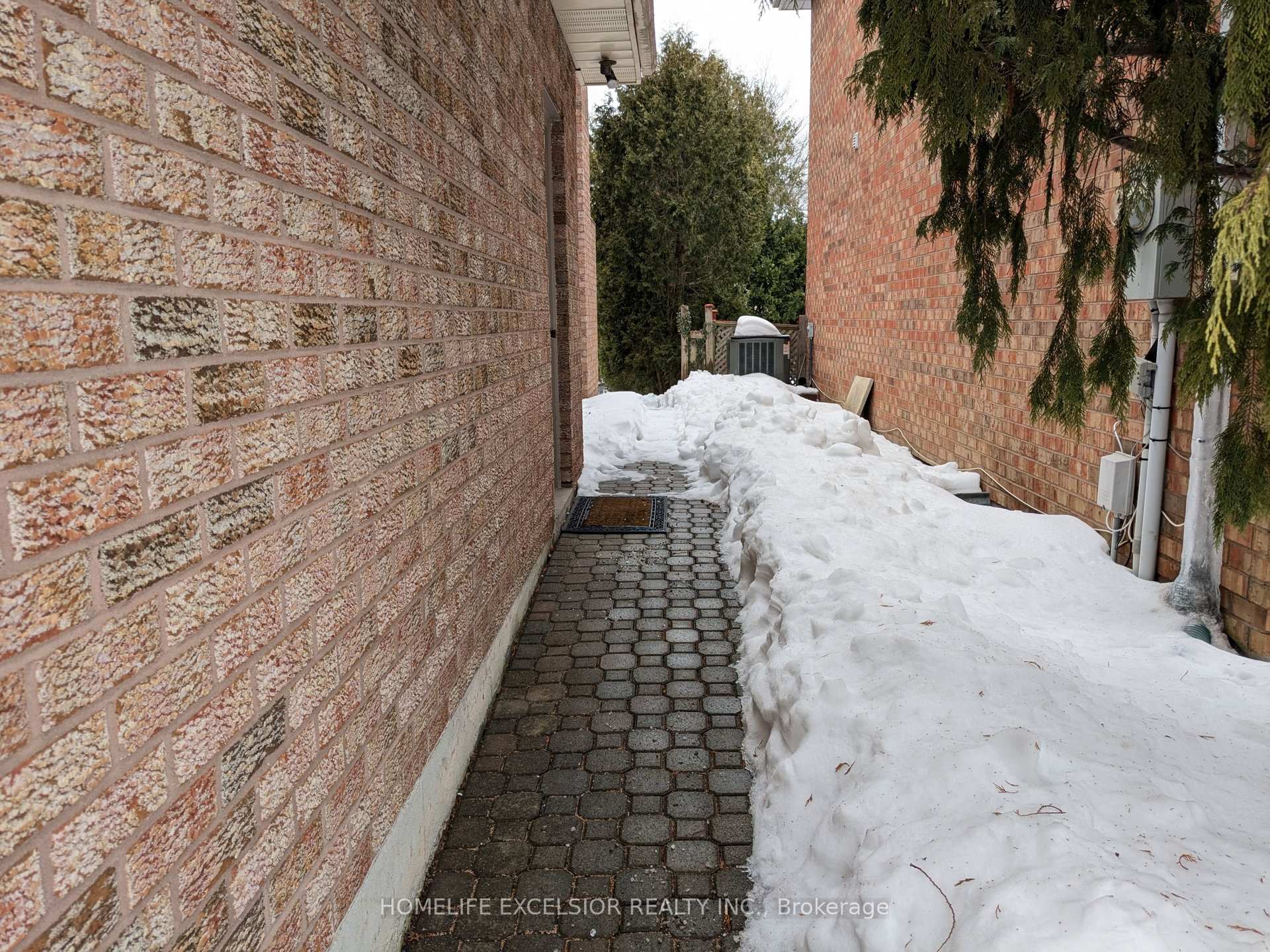 Photo 32 of 18 Waterwheel Street, Markham, Raymerville — HOMEH