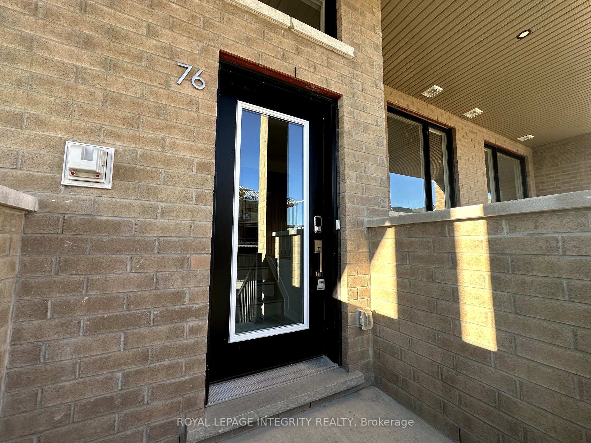 Photo 1 of 76 Ryan Reynolds Way, Ottawa, Avalon West — HOMEH