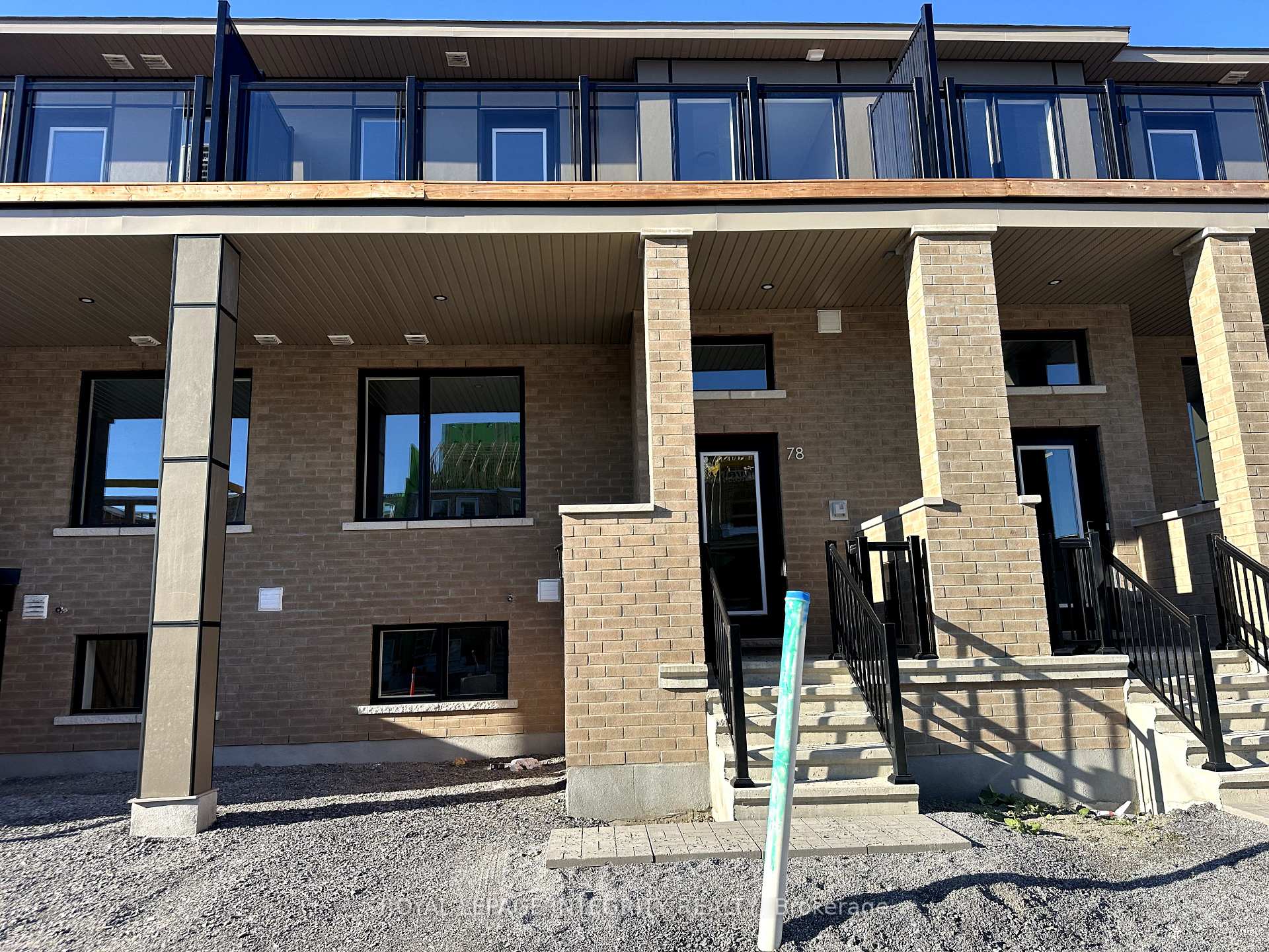 Photo 2 of 76 Ryan Reynolds Way, Ottawa, Avalon West — HOMEH