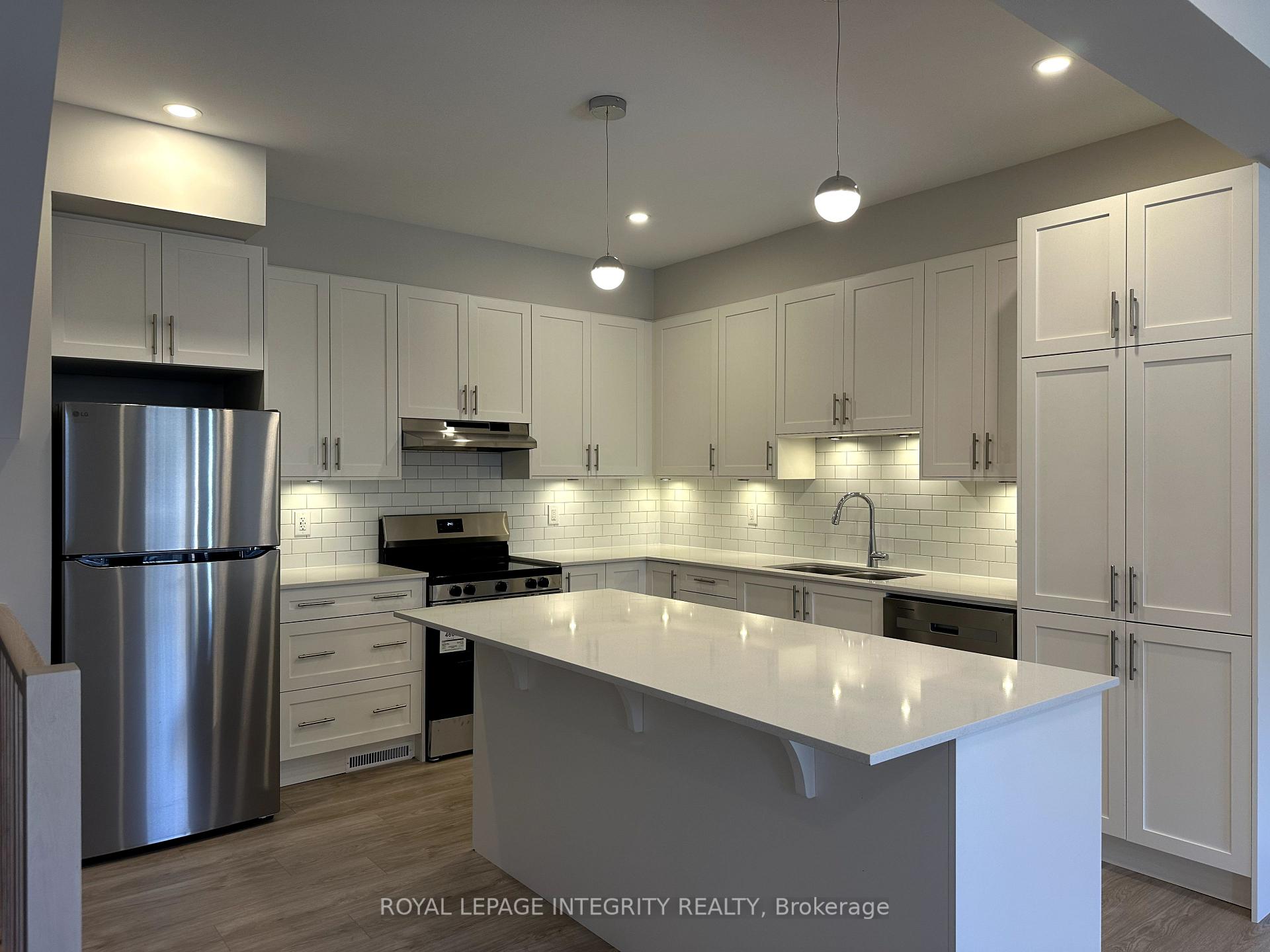 Photo 4 of 76 Ryan Reynolds Way, Ottawa, Avalon West — HOMEH