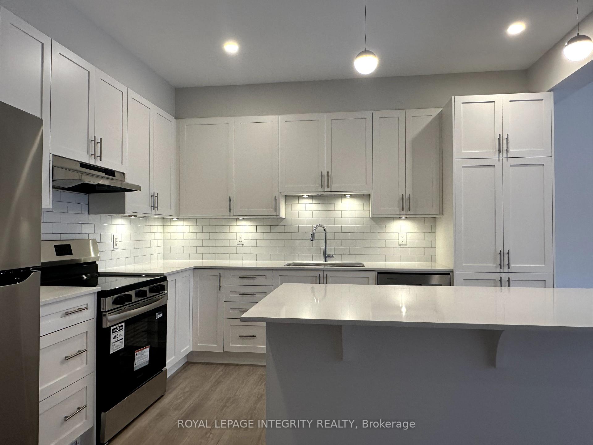 Photo 5 of 76 Ryan Reynolds Way, Ottawa, Avalon West — HOMEH
