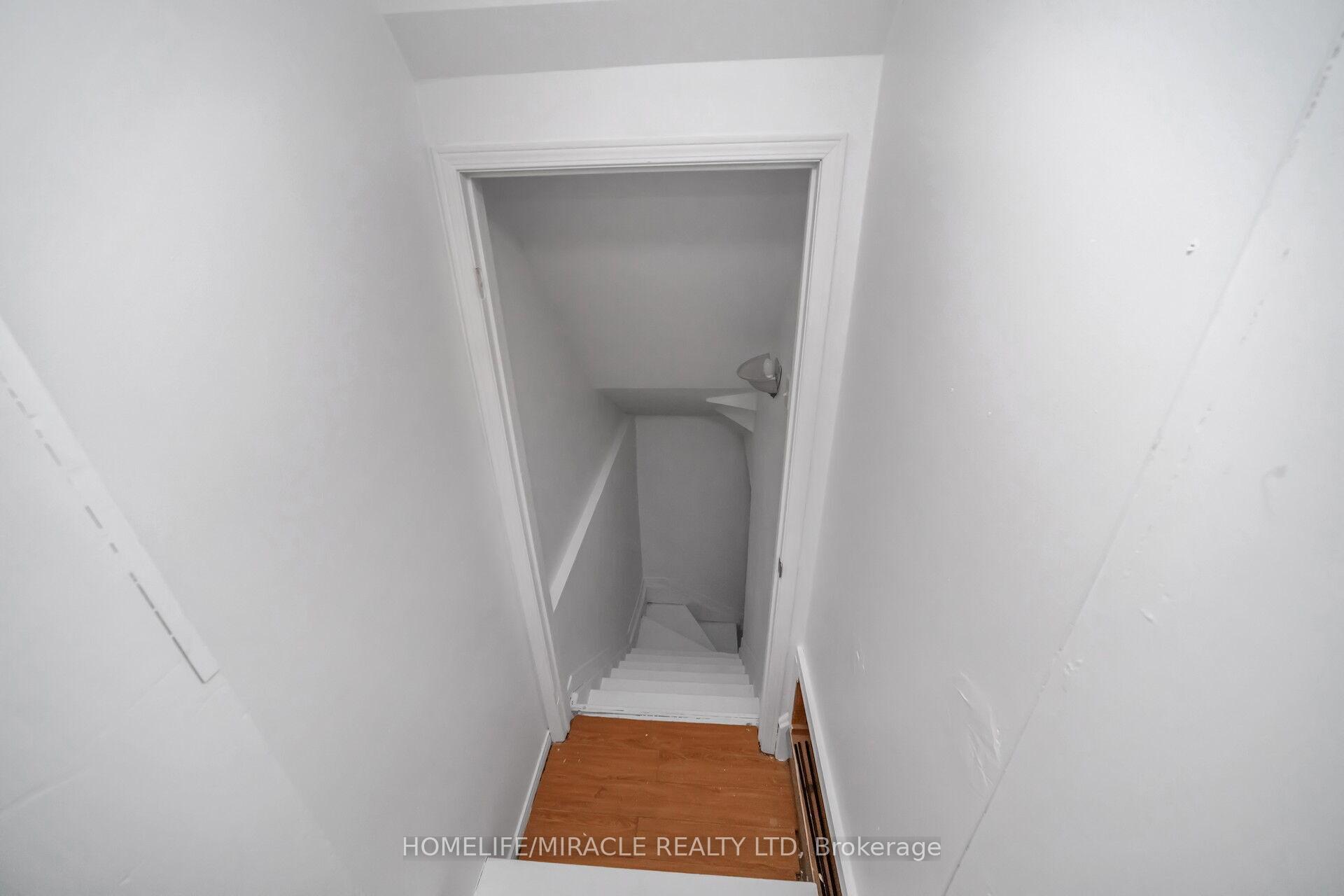 Photo 38 of 322 Perry Road, Orangeville — HOMEH