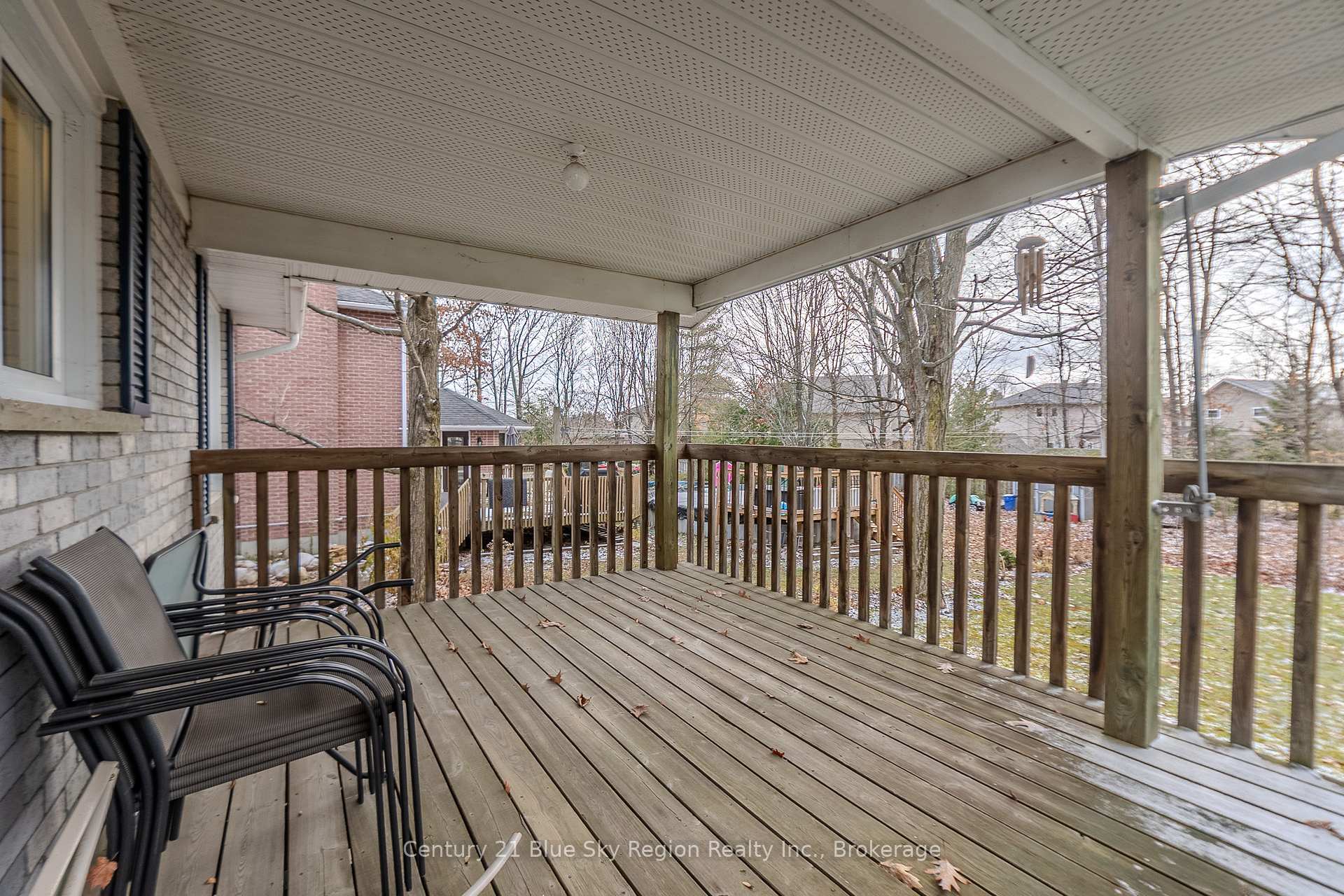 Photo 11 of 341 Pearce Street, North Bay, Airport — HOMEH