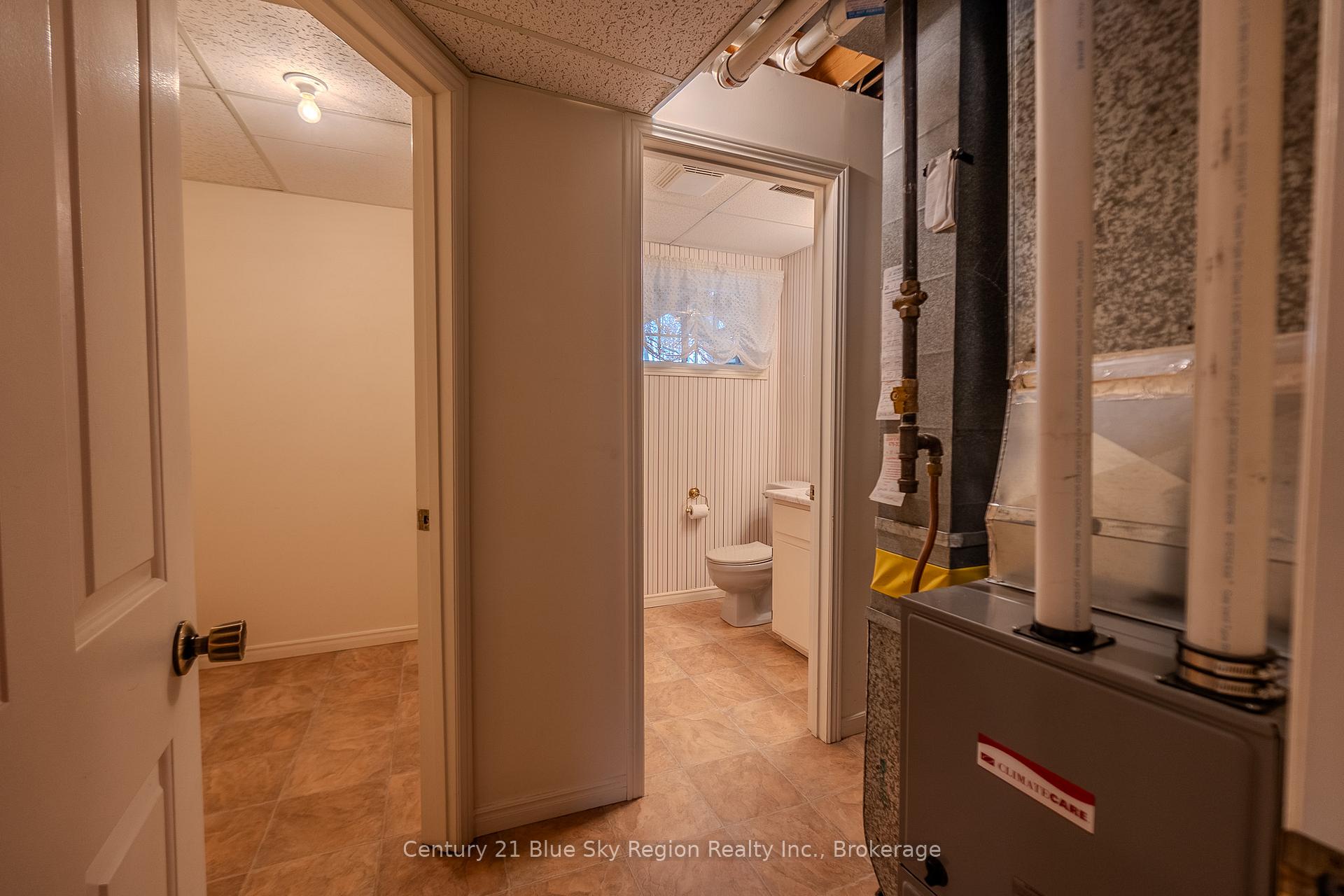 Photo 32 of 341 Pearce Street, North Bay, Airport — HOMEH