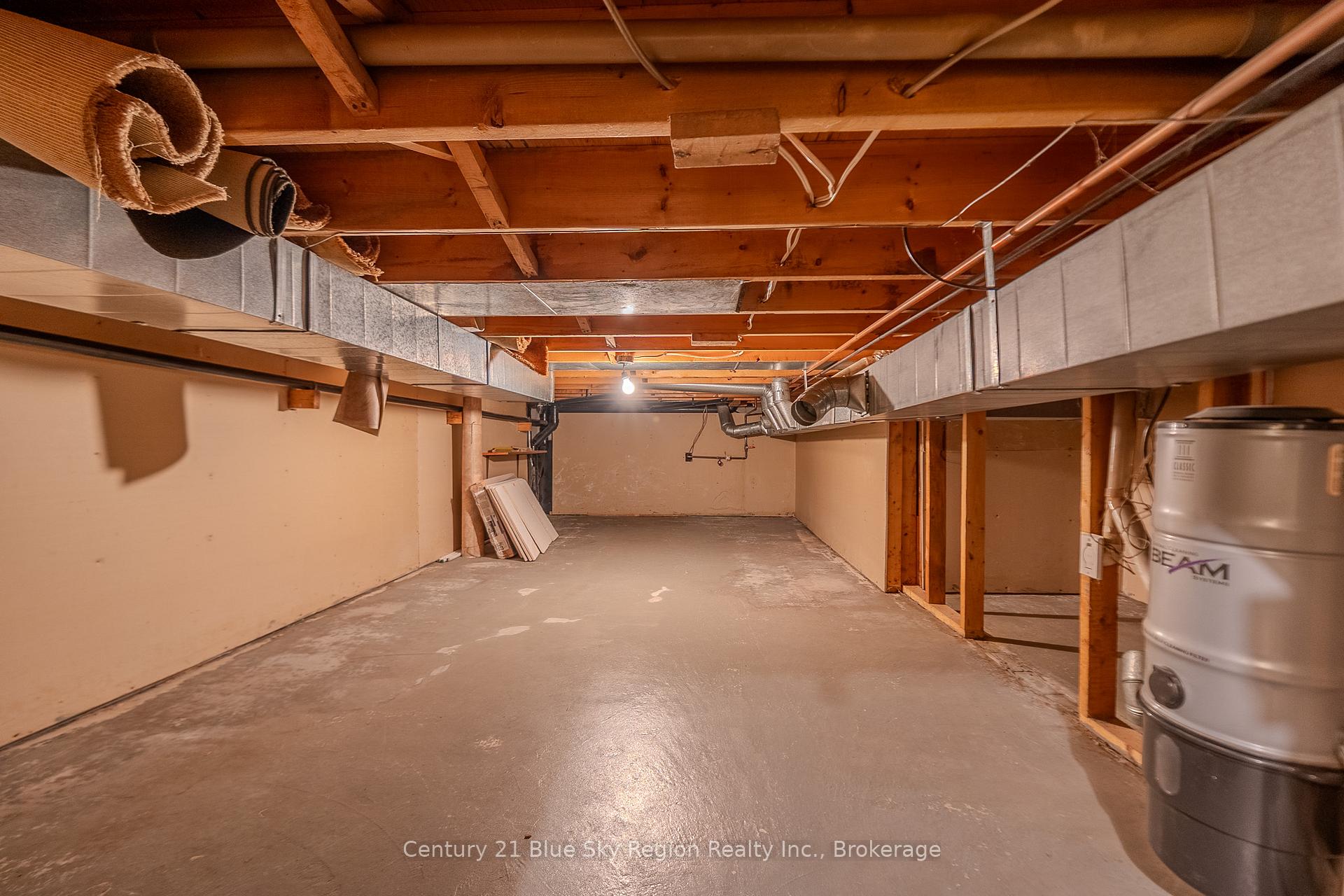 Photo 34 of 341 Pearce Street, North Bay, Airport — HOMEH