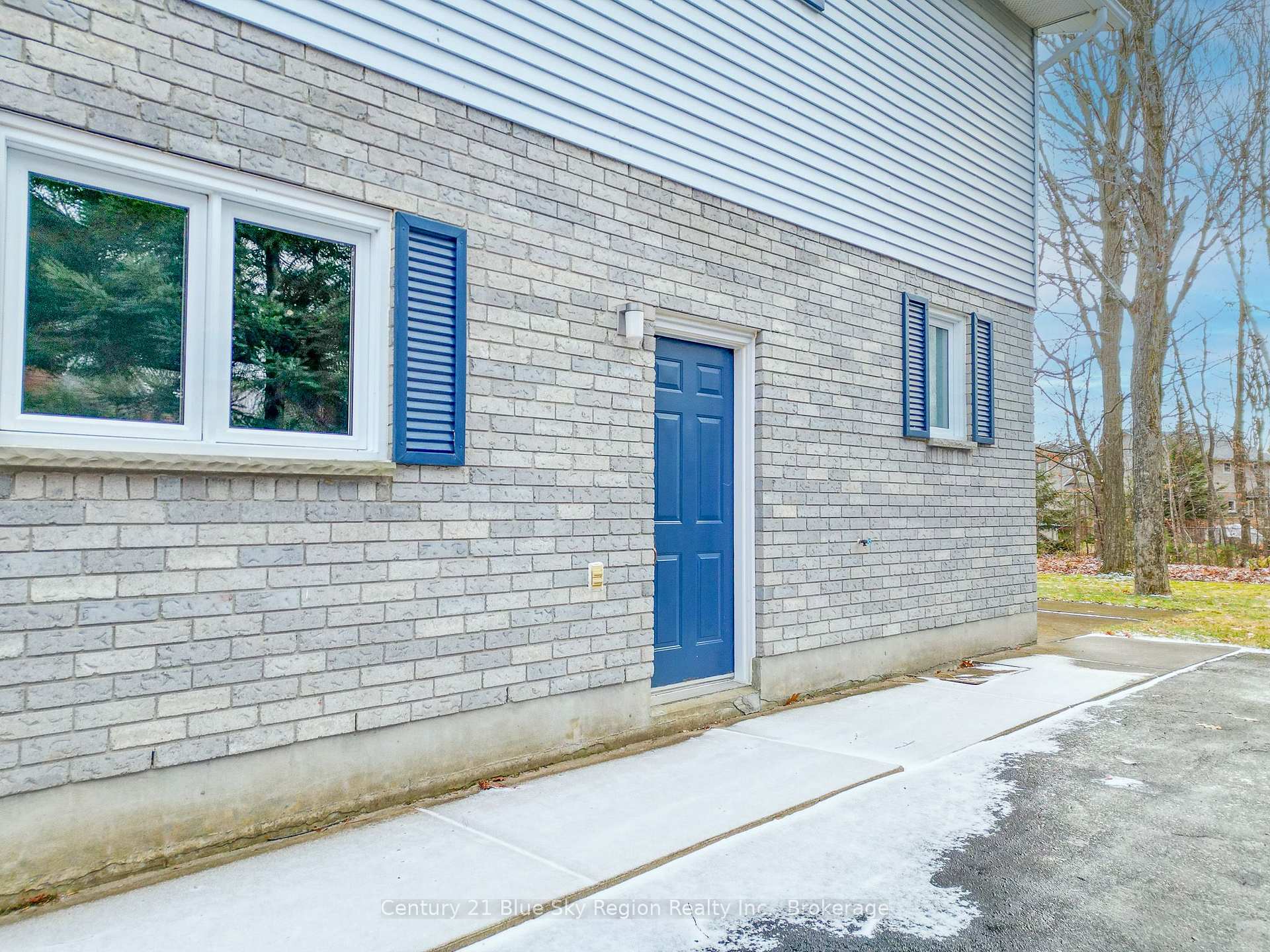Photo 36 of 341 Pearce Street, North Bay, Airport — HOMEH