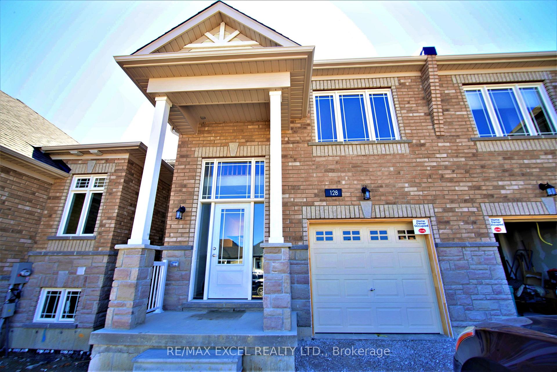 Photo 3 of 128 Isabella Drive, Orillia — HOMEH
