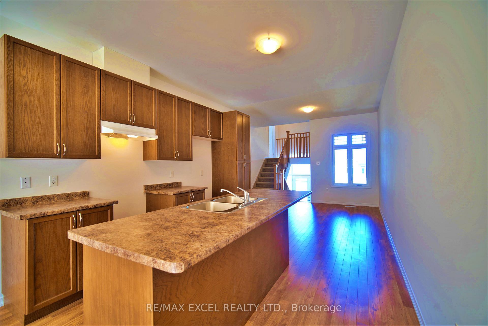 Photo 15 of 128 Isabella Drive, Orillia — HOMEH