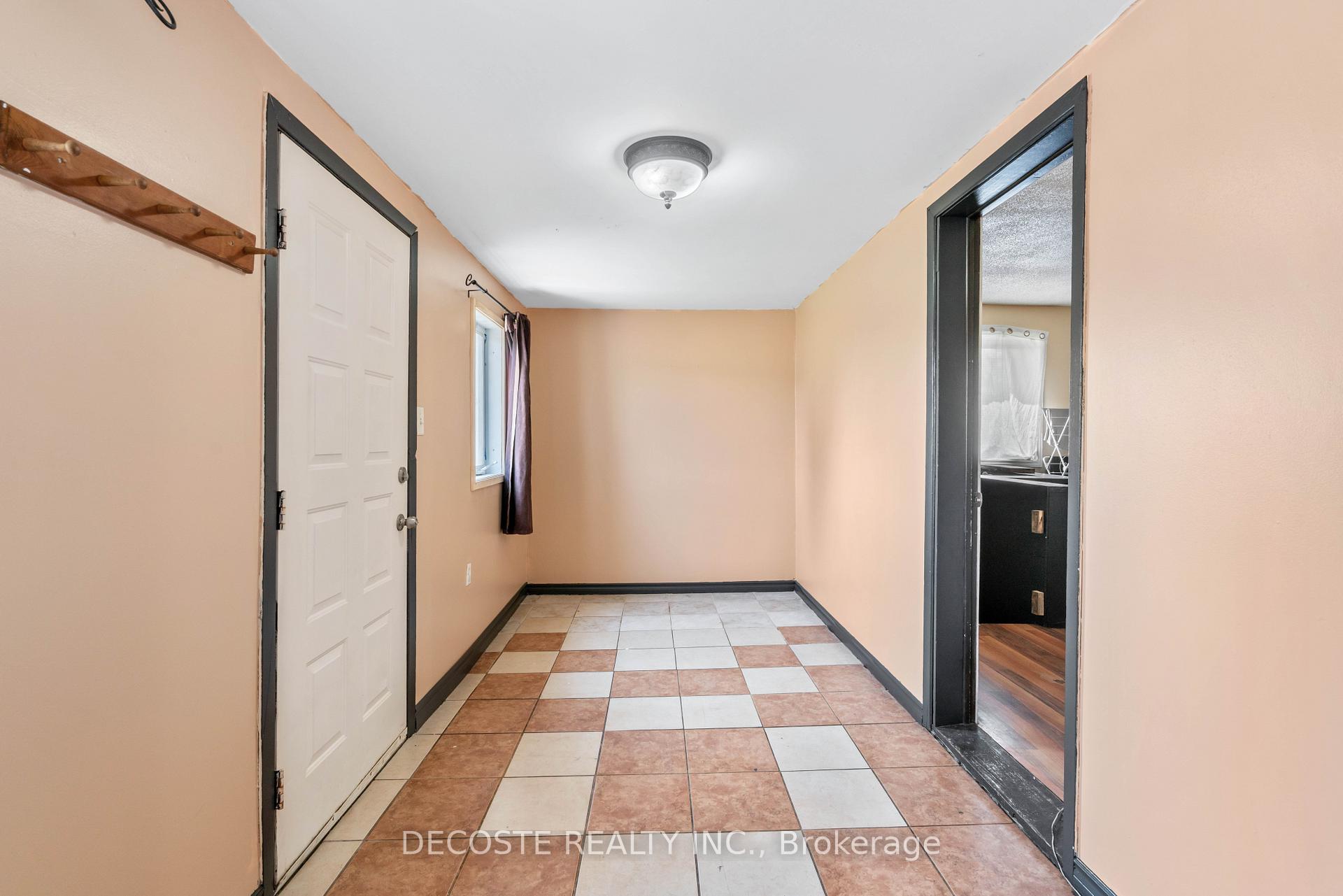 Photo 4 of 16371 Duffs Corners Road, North Stormont, North Stormont (Roxborough) Twp — HOMEH