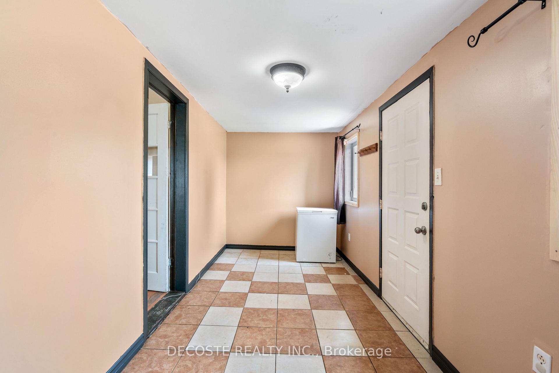 Photo 5 of 16371 Duffs Corners Road, North Stormont, North Stormont (Roxborough) Twp — HOMEH