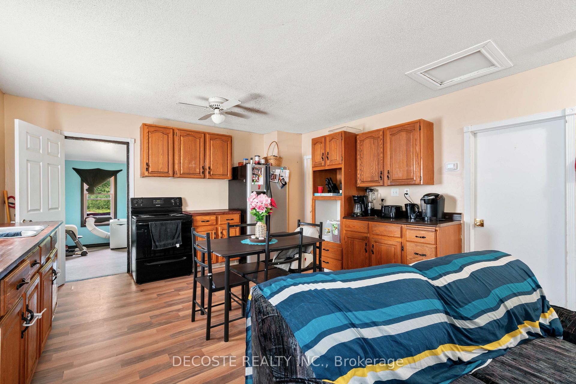 Photo 9 of 16371 Duffs Corners Road, North Stormont, North Stormont (Roxborough) Twp — HOMEH