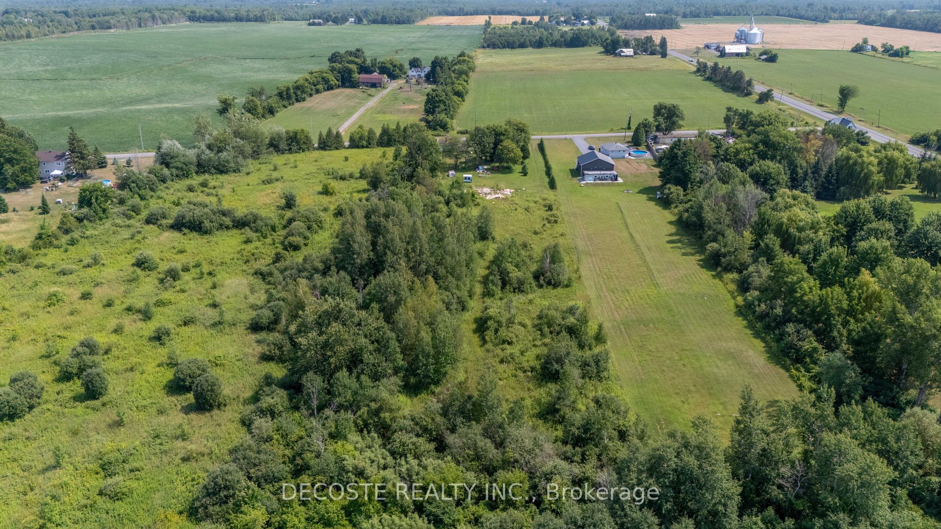 Photo 21 of 16371 Duffs Corners Road, North Stormont, North Stormont (Roxborough) Twp — HOMEH