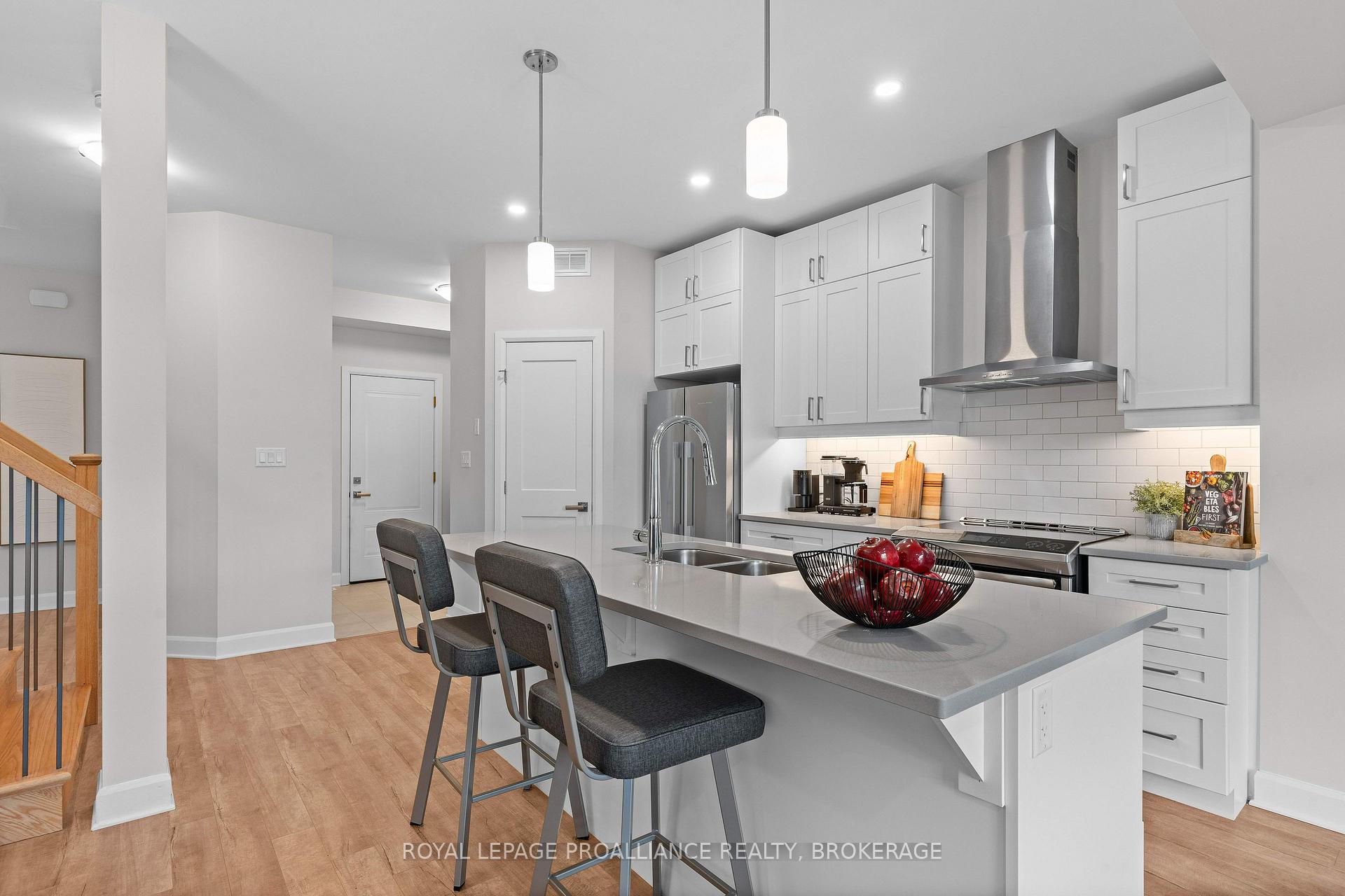 Photo 6 of 1386 Andersen Drive, Kingston, City Northwest — HOMEH