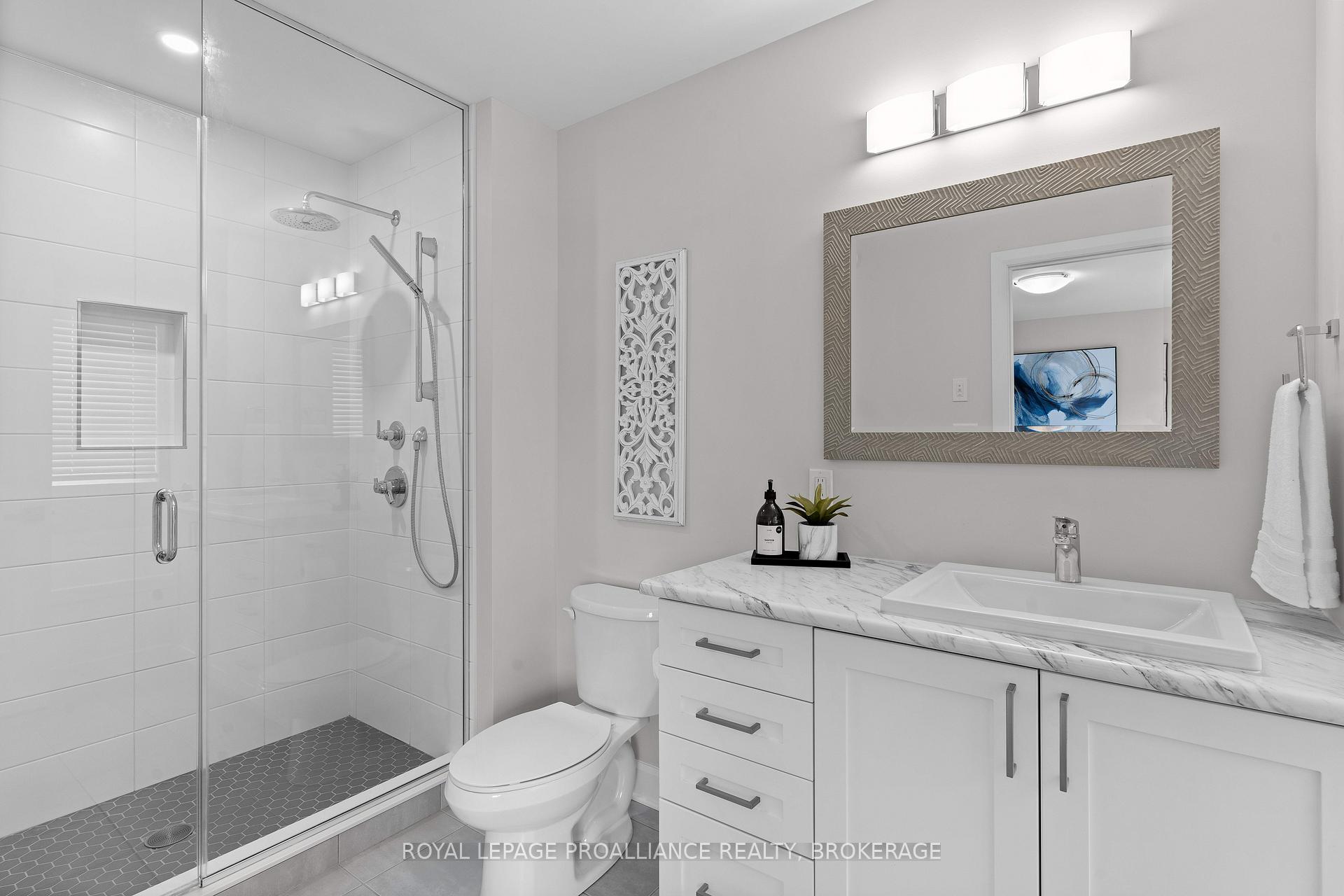Photo 19 of 1386 Andersen Drive, Kingston, City Northwest — HOMEH