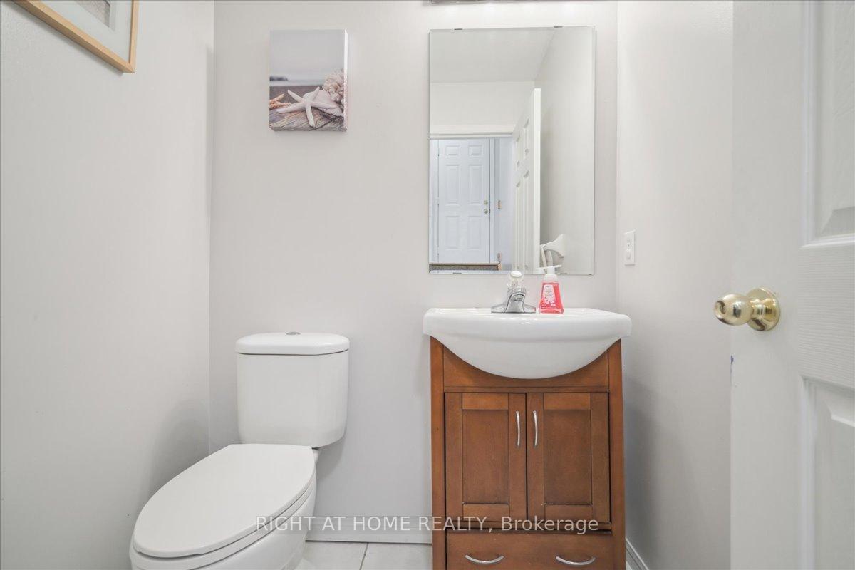 Photo 18 of 477 Farlow Crescent, Milton, Clarke — HOMEH