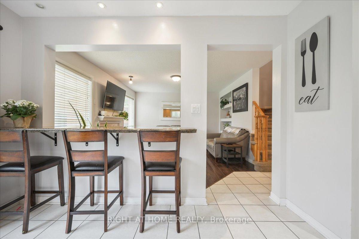 Photo 6 of 477 Farlow Crescent, Milton, Clarke — HOMEH