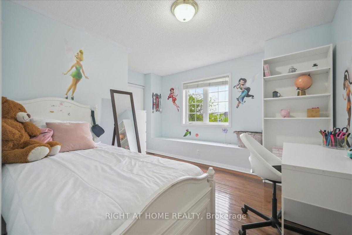 Photo 8 of 477 Farlow Crescent, Milton, Clarke — HOMEH