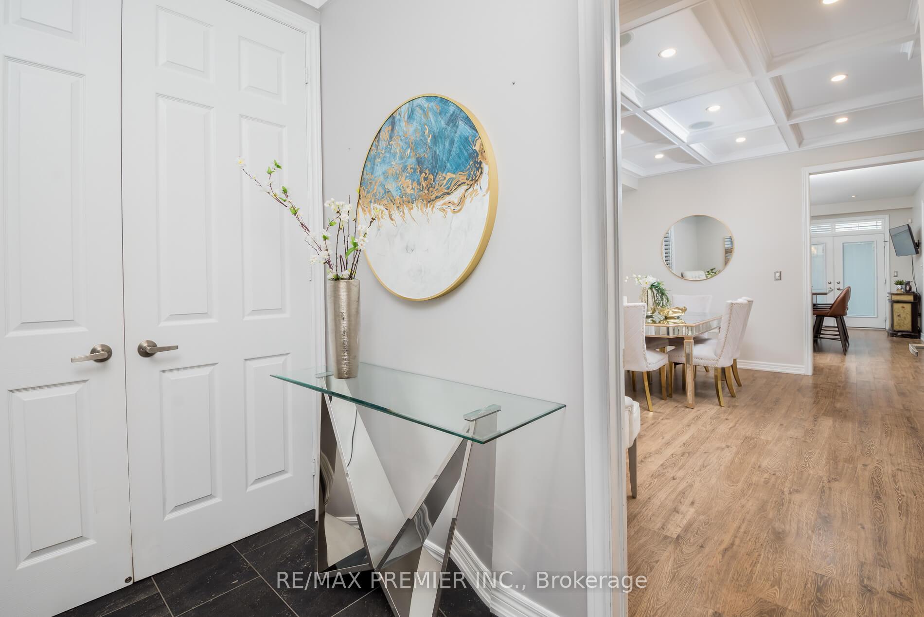 Photo 5 of 76 Cauthers Crescent, New Tecumseth, Rural New Tecumseth — HOMEH