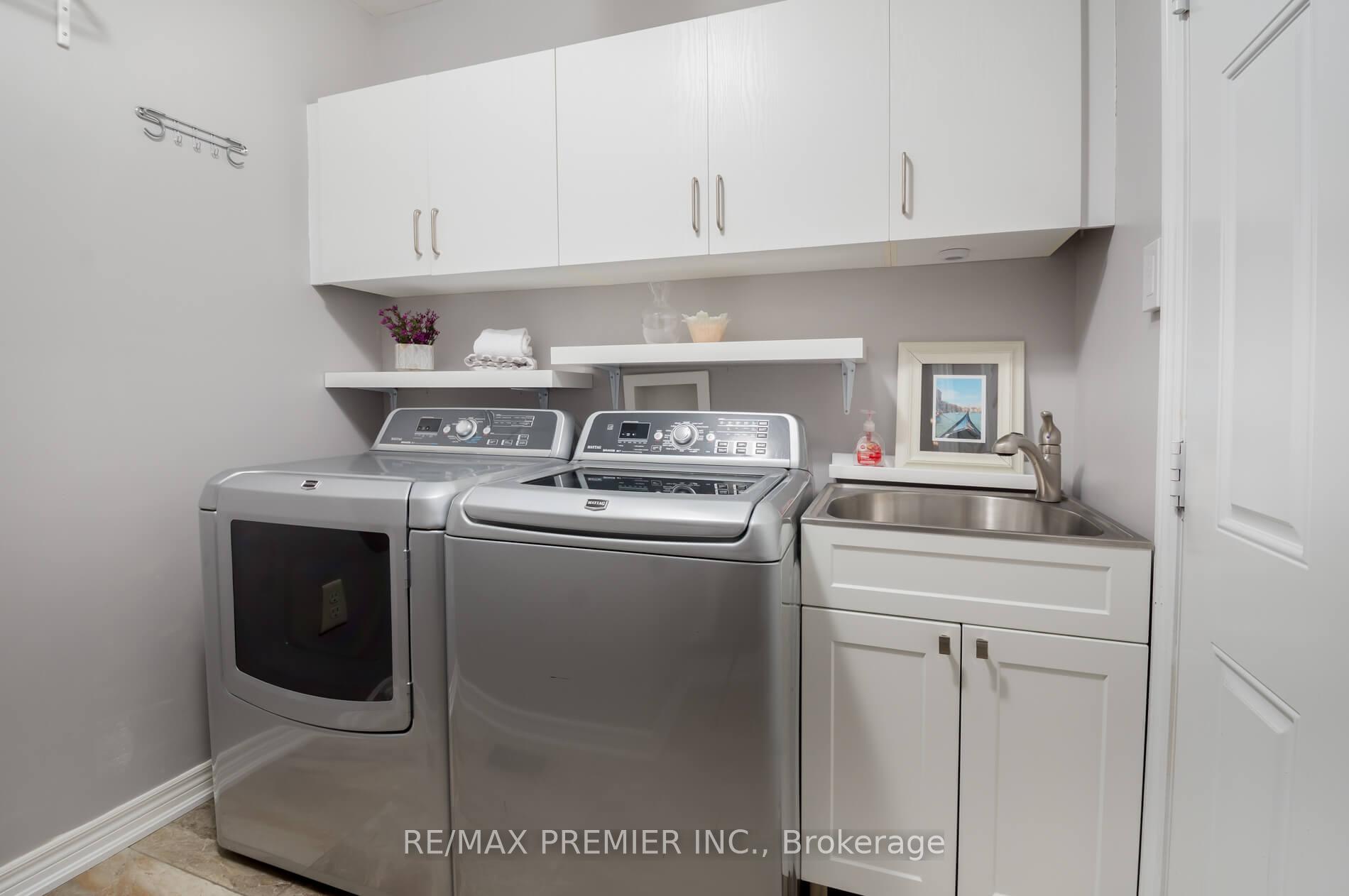 Photo 20 of 76 Cauthers Crescent, New Tecumseth, Rural New Tecumseth — HOMEH