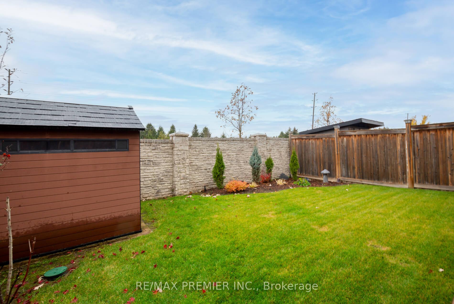 Photo 35 of 76 Cauthers Crescent, New Tecumseth, Rural New Tecumseth — HOMEH