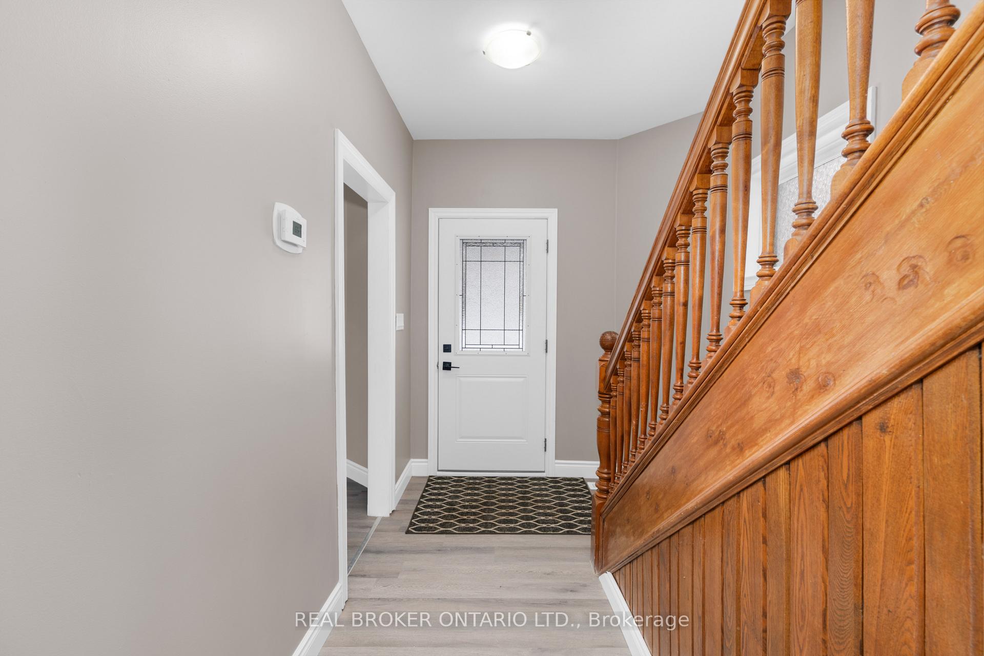 Photo 14 of 351 Arthur Street, Orillia — HOMEH
