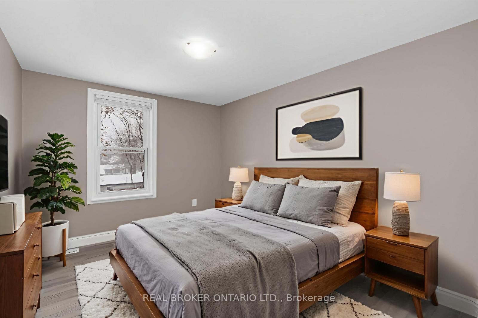 Photo 15 of 351 Arthur Street, Orillia — HOMEH