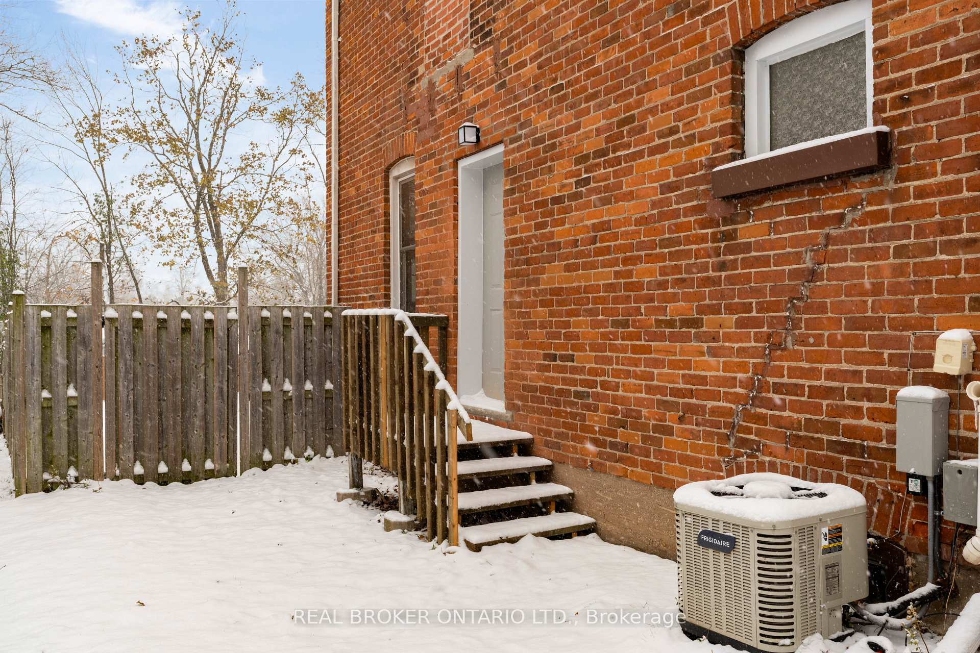 Photo 39 of 351 Arthur Street, Orillia — HOMEH