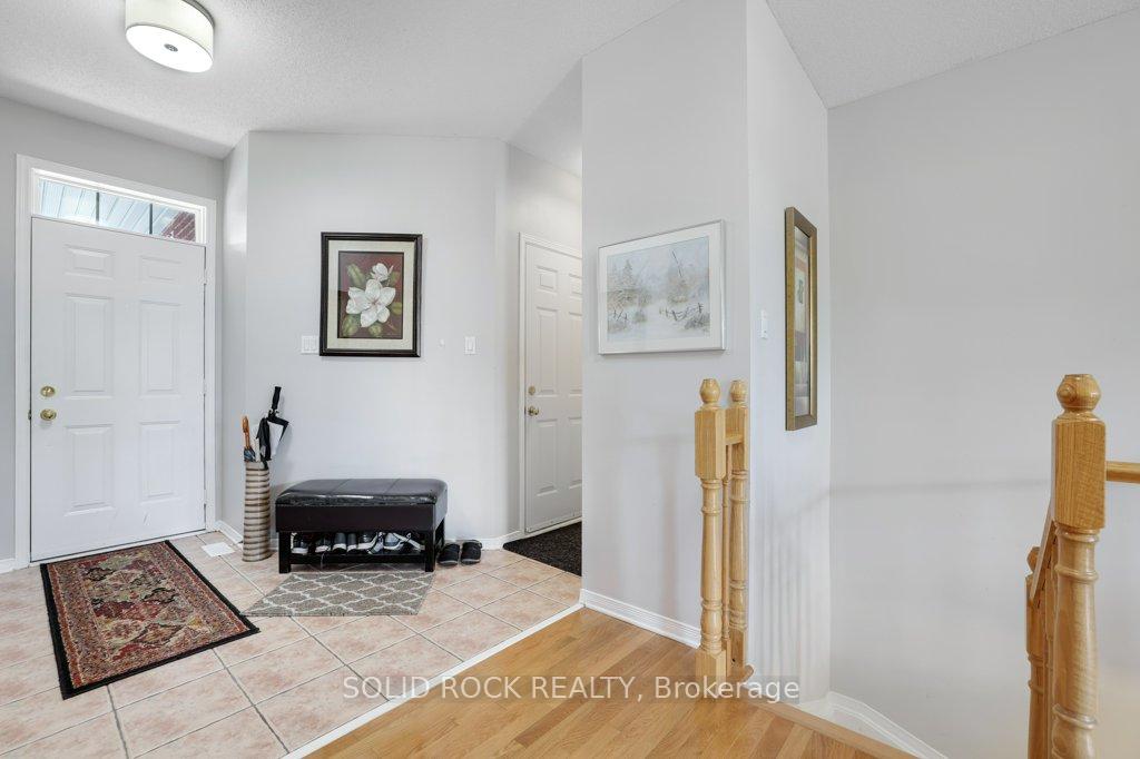 Photo 4 of 561 Chapel Park Private, Ottawa, Chateauneuf — HOMEH
