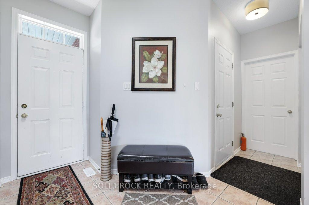 Photo 5 of 561 Chapel Park Private, Ottawa, Chateauneuf — HOMEH