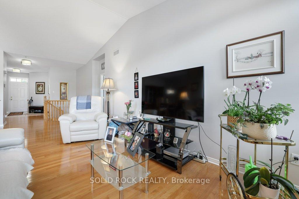 Photo 12 of 561 Chapel Park Private, Ottawa, Chateauneuf — HOMEH