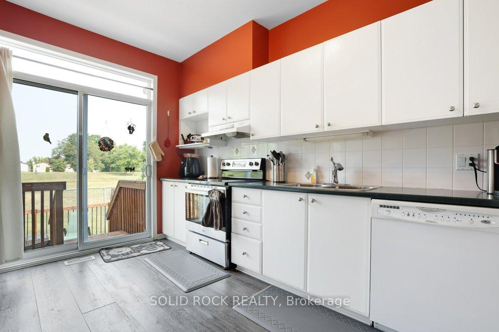 Photo 13 of 561 Chapel Park Private, Ottawa, Chateauneuf — HOMEH