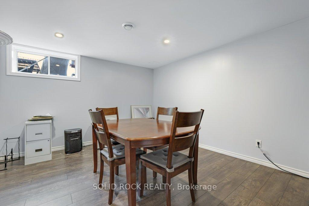 Photo 24 of 561 Chapel Park Private, Ottawa, Chateauneuf — HOMEH