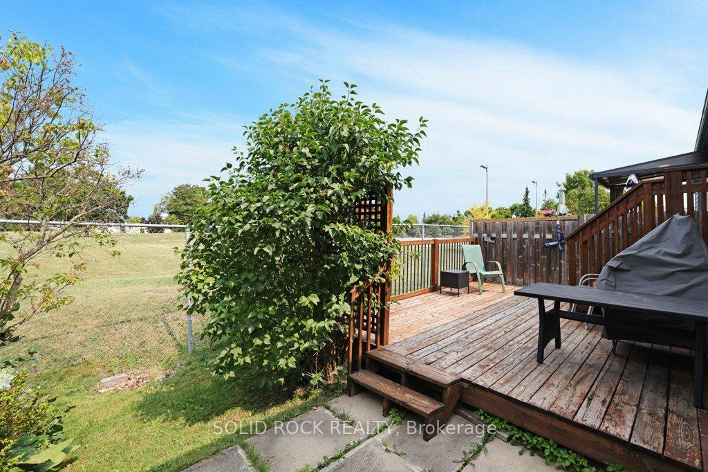 Photo 28 of 561 Chapel Park Private, Ottawa, Chateauneuf — HOMEH
