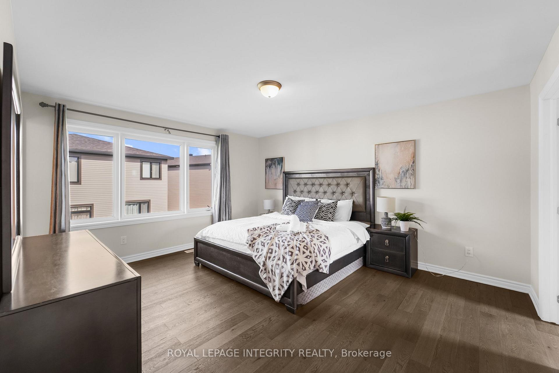 Photo 16 of 724 Vennecy Terrace, Ottawa, Chapel Hill South - Orleans Village — HOMEH
