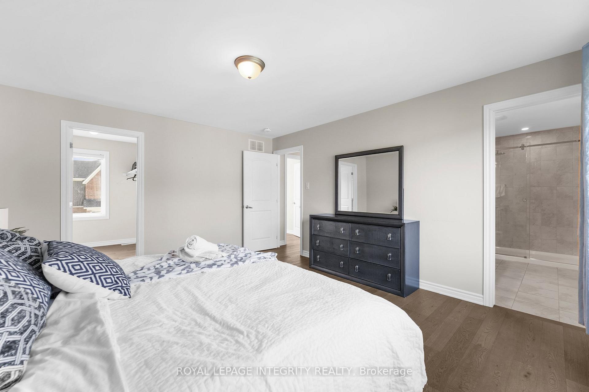 Photo 19 of 724 Vennecy Terrace, Ottawa, Chapel Hill South - Orleans Village — HOMEH