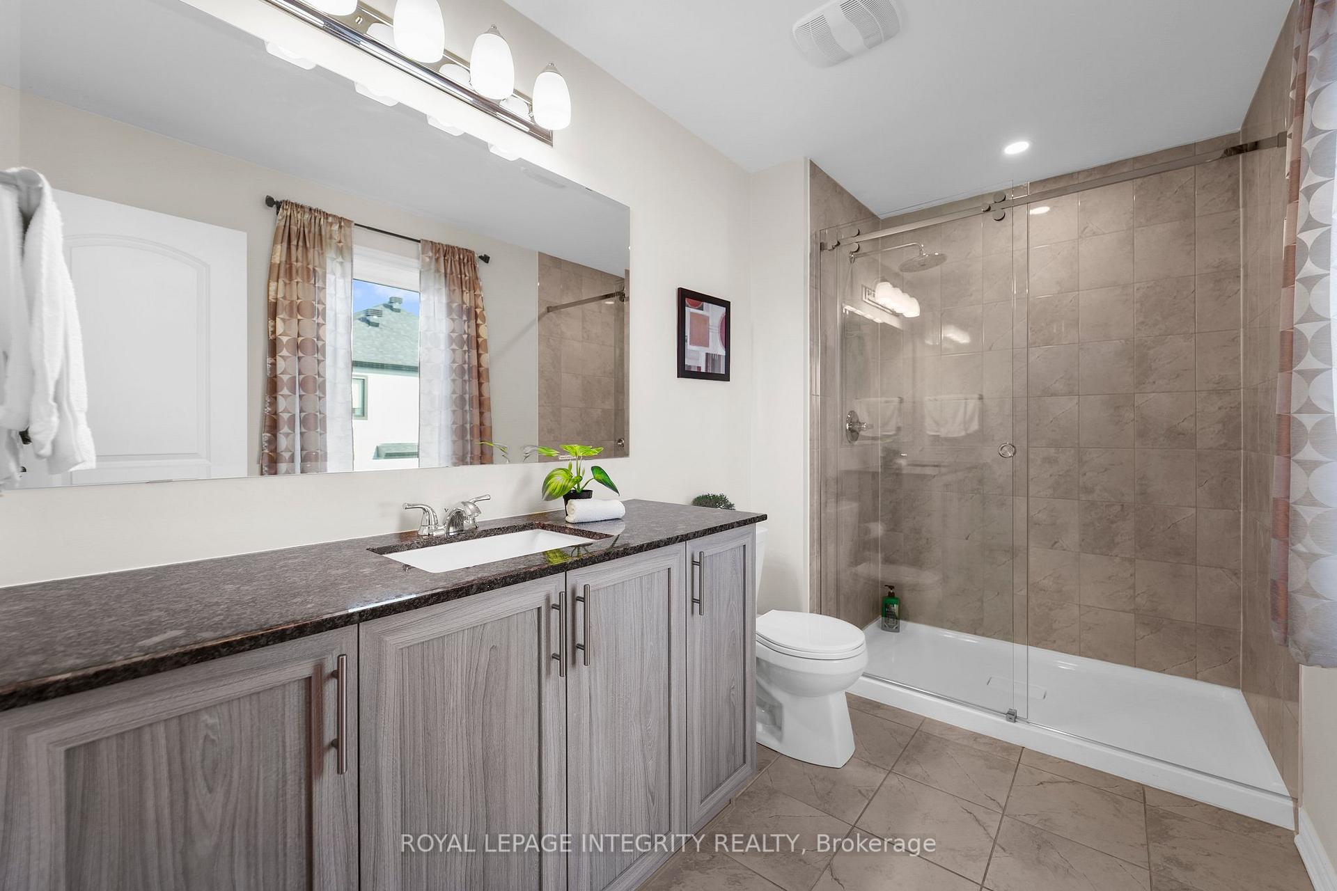 Photo 20 of 724 Vennecy Terrace, Ottawa, Chapel Hill South - Orleans Village — HOMEH