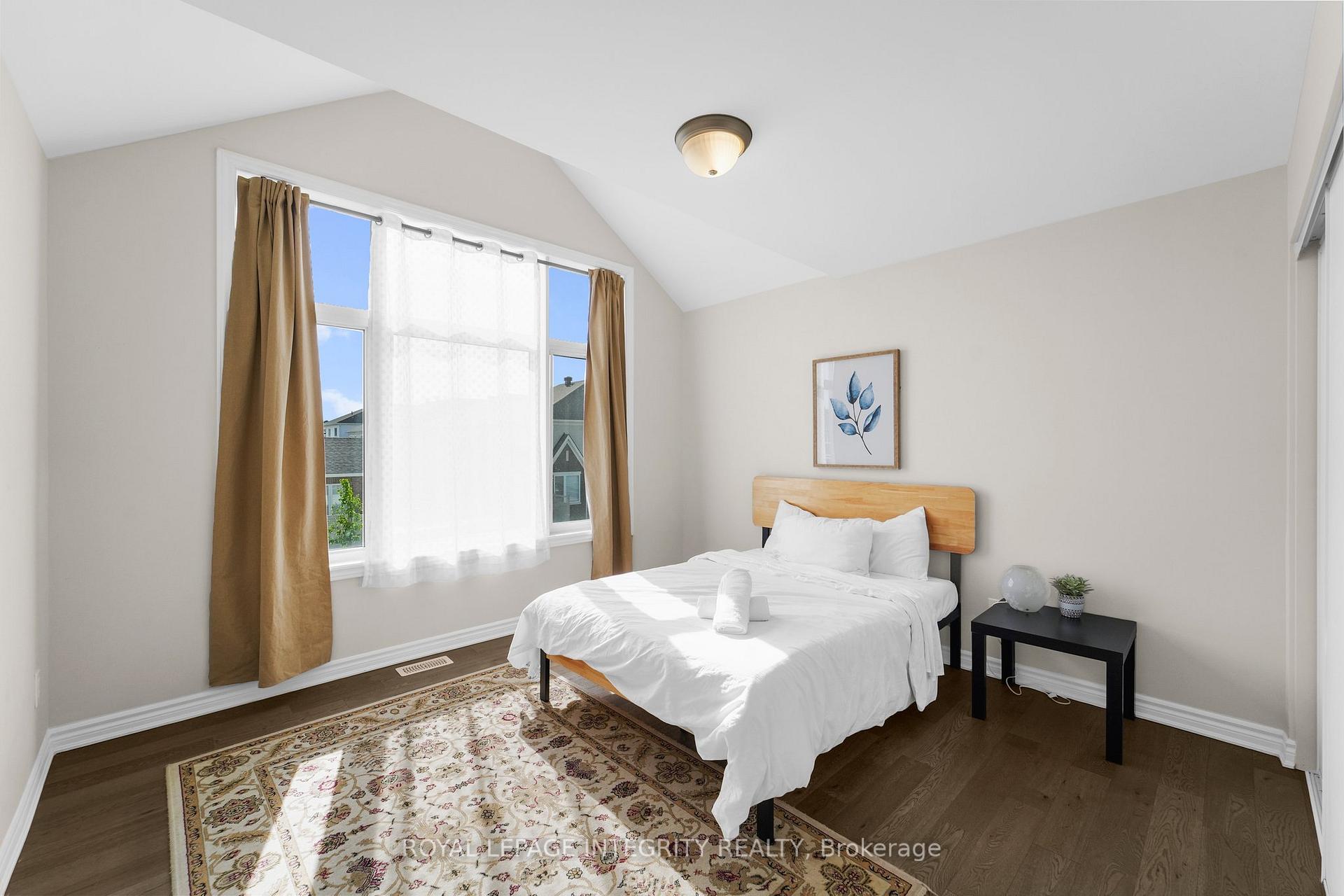 Photo 24 of 724 Vennecy Terrace, Ottawa, Chapel Hill South - Orleans Village — HOMEH