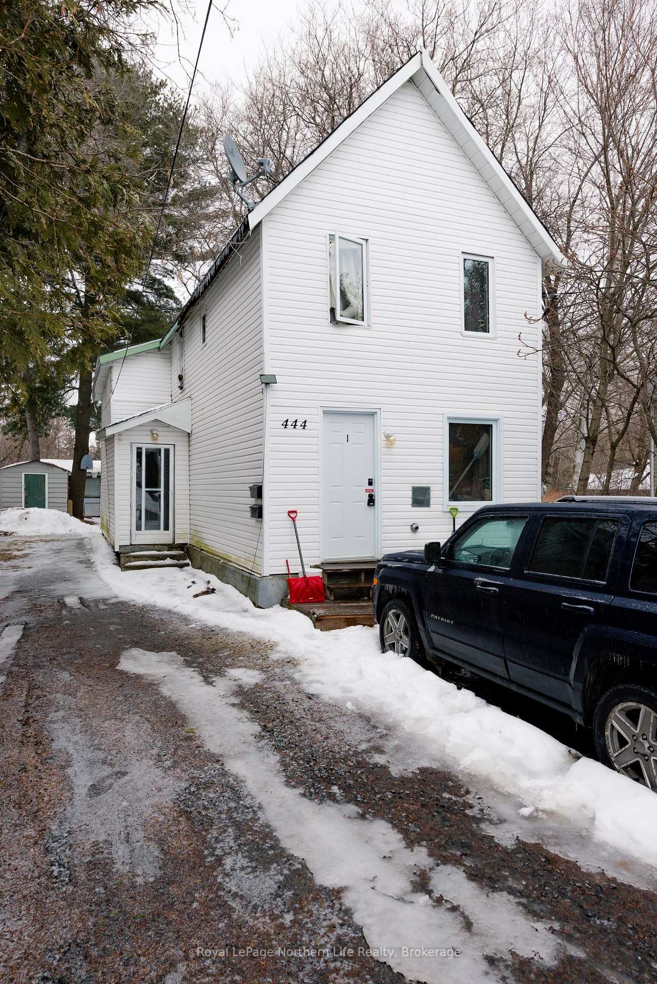 Photo 2 of 444 Second Avenue E, North Bay, Central — HOMEH