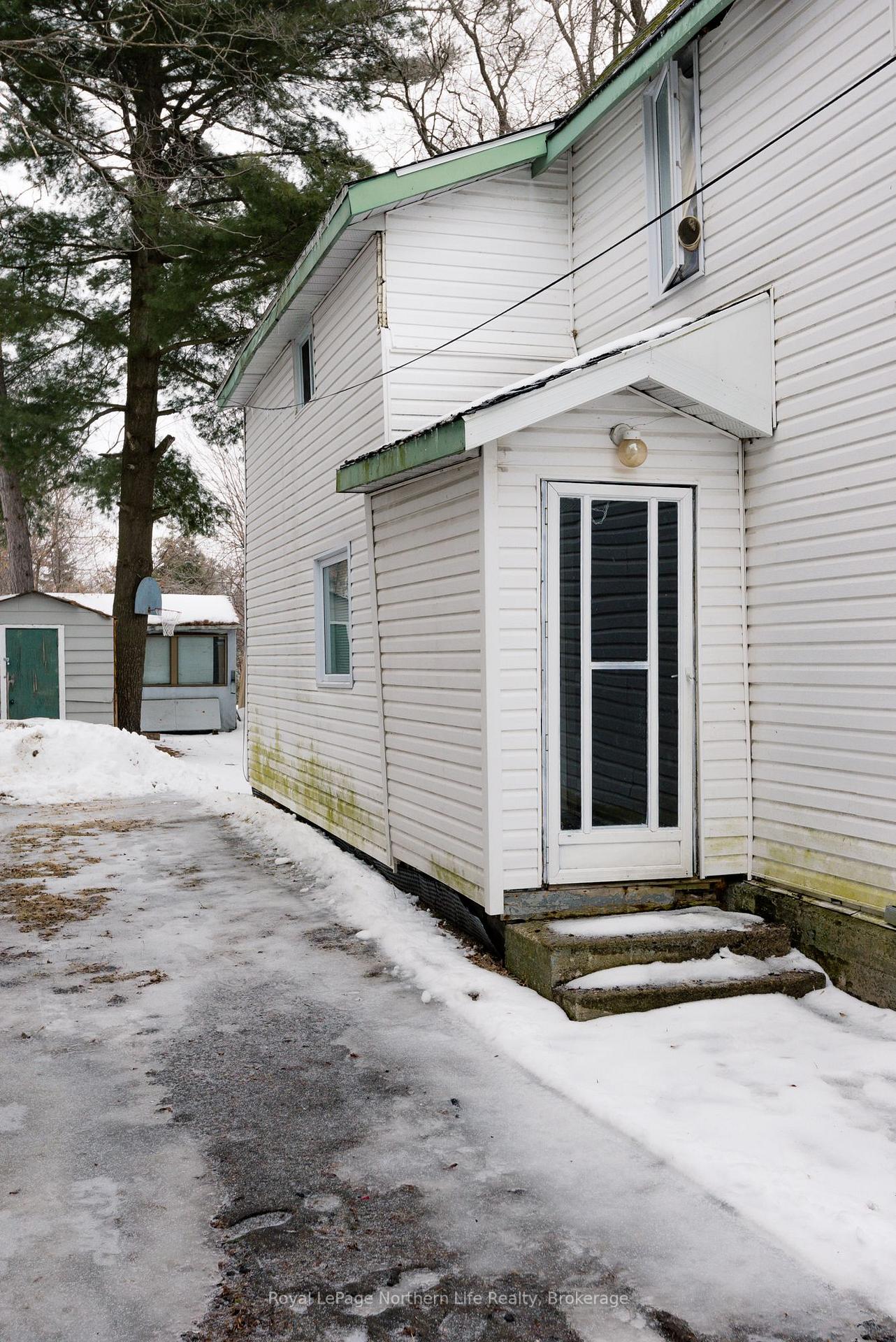 Photo 4 of 444 Second Avenue E, North Bay, Central — HOMEH