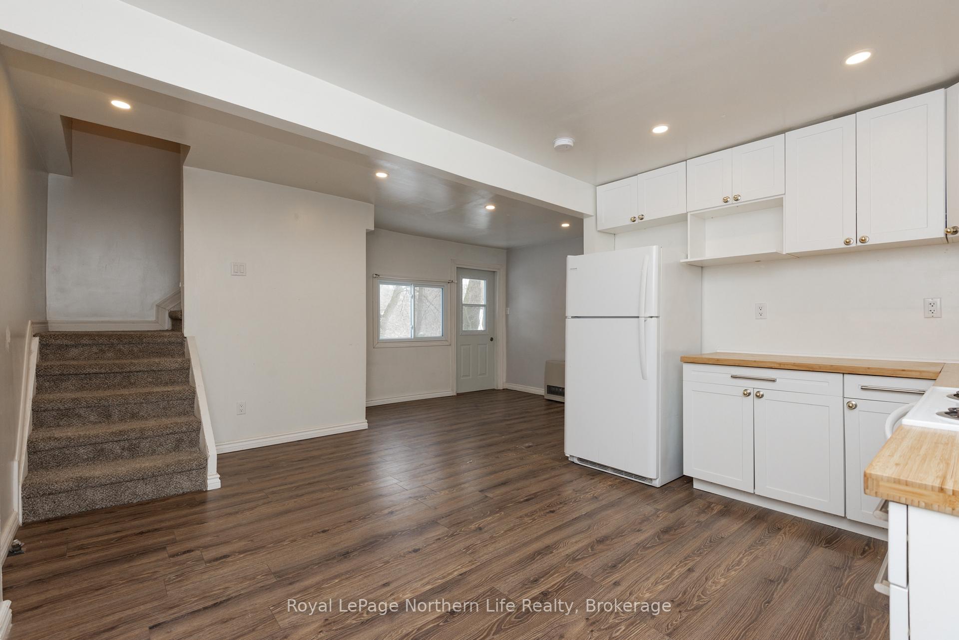 Photo 11 of 444 Second Avenue E, North Bay, Central — HOMEH