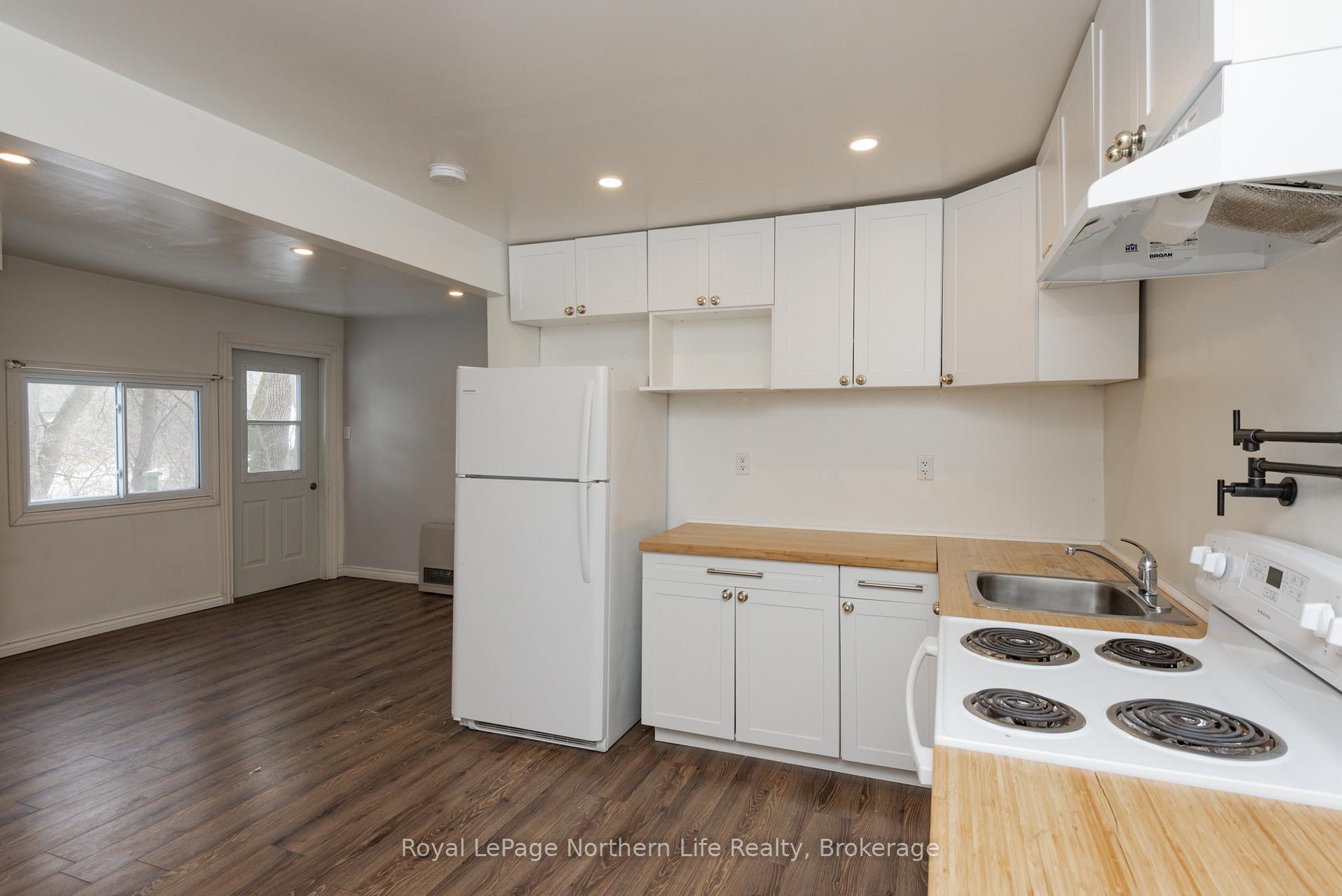 Photo 12 of 444 Second Avenue E, North Bay, Central — HOMEH