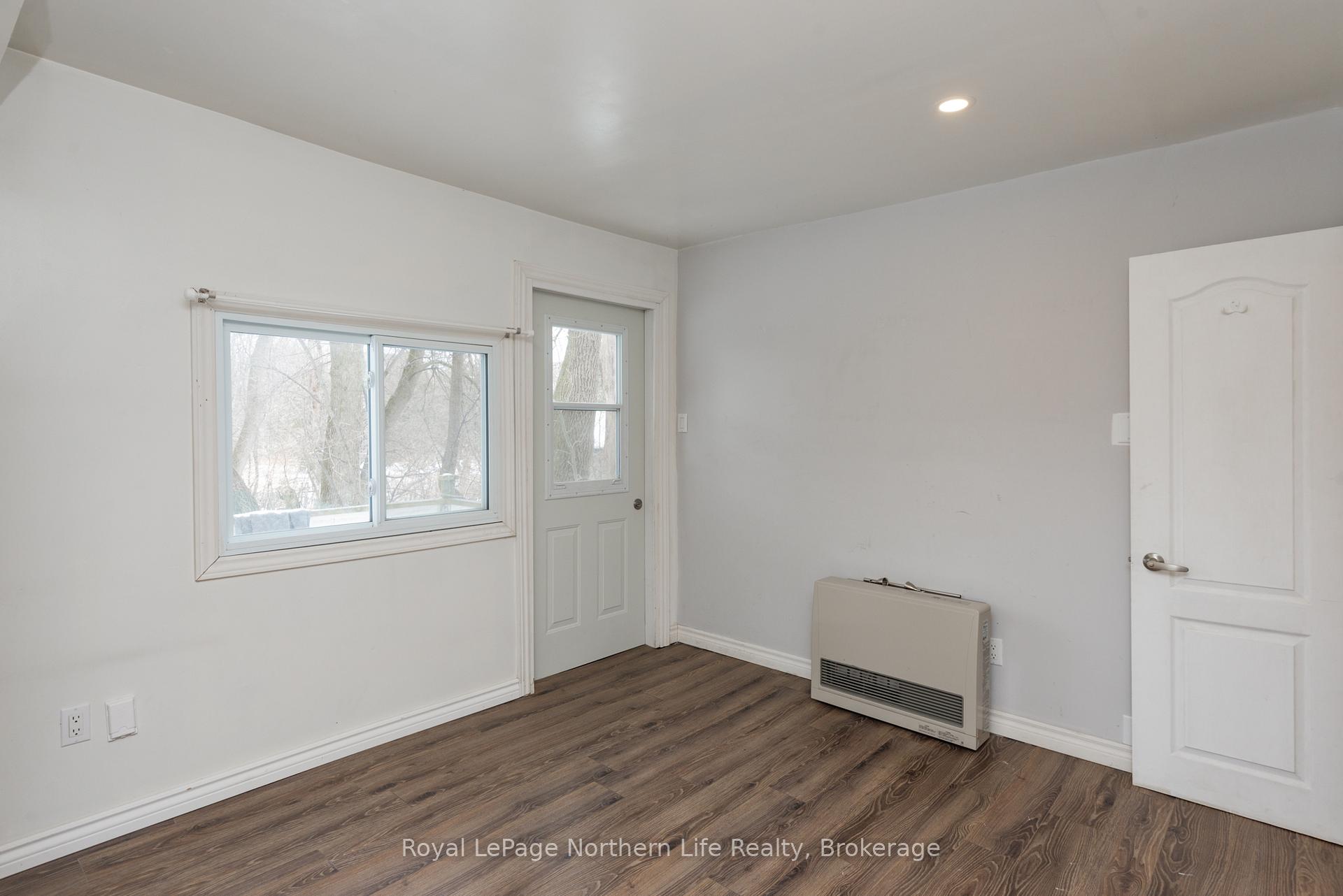 Photo 16 of 444 Second Avenue E, North Bay, Central — HOMEH