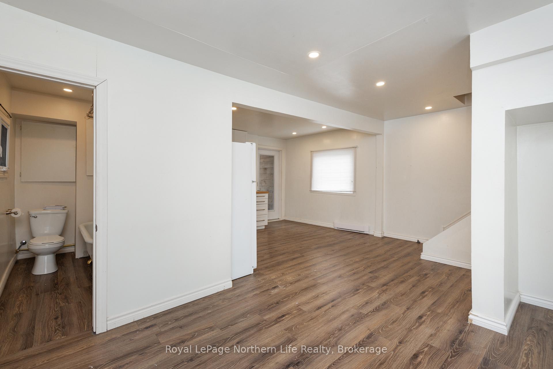 Photo 19 of 444 Second Avenue E, North Bay, Central — HOMEH