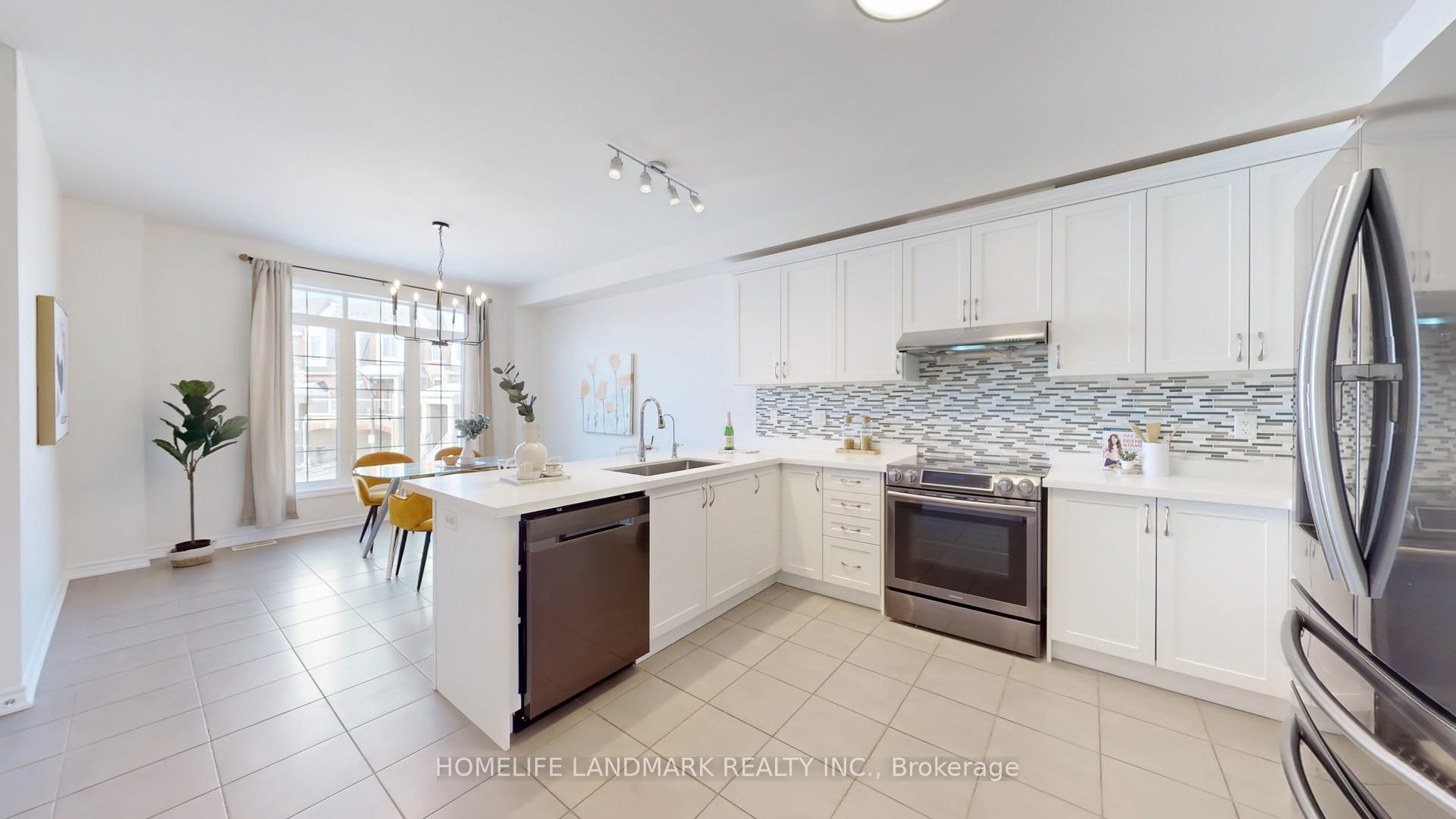 Photo 11 of 21 Etherington Way, Markham, Victoria Square — HOMEH
